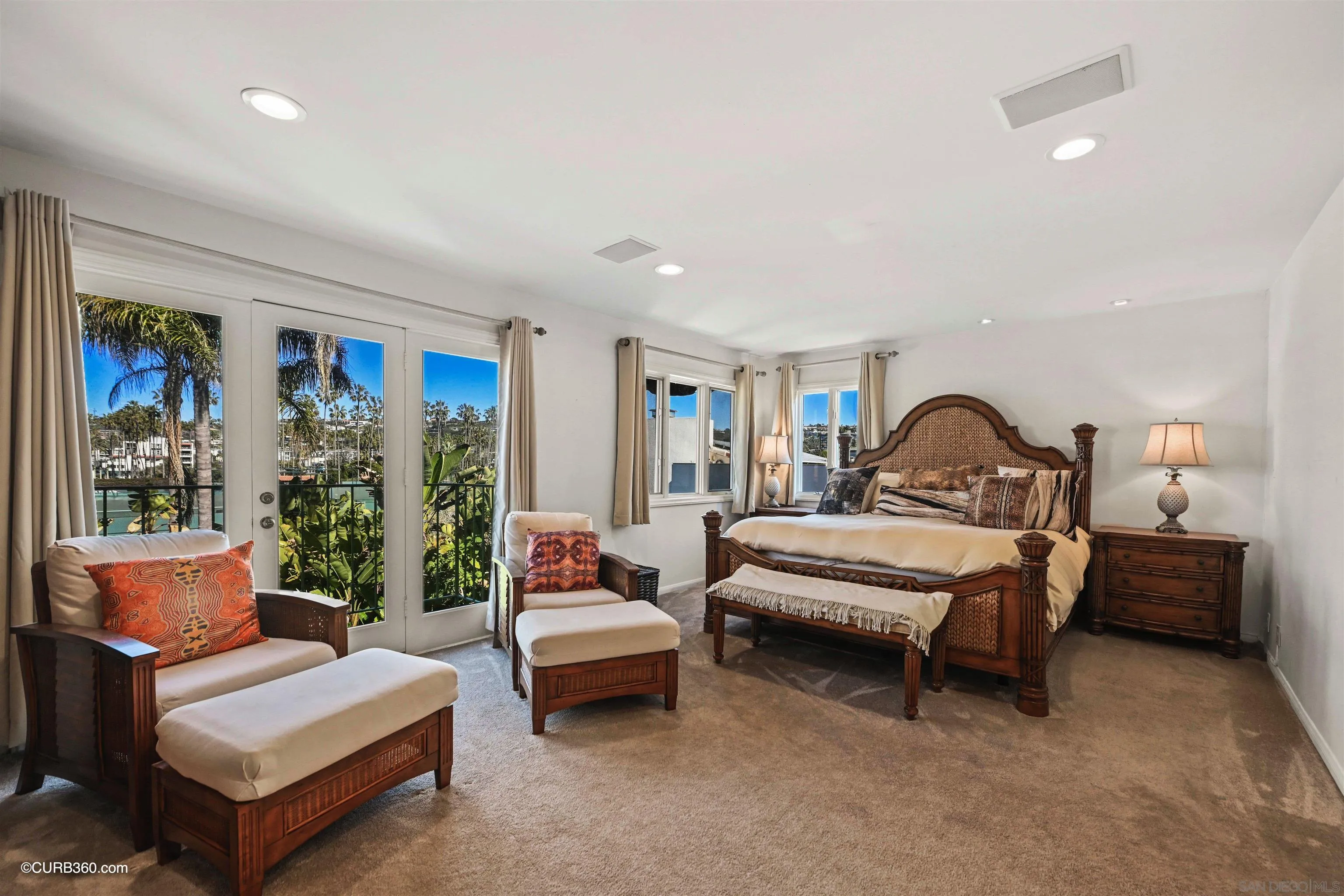 https://cdn.realtyfeed.com/cdn/127/230007563/3da1aca8e54040ce6781fc10896fc256.webp