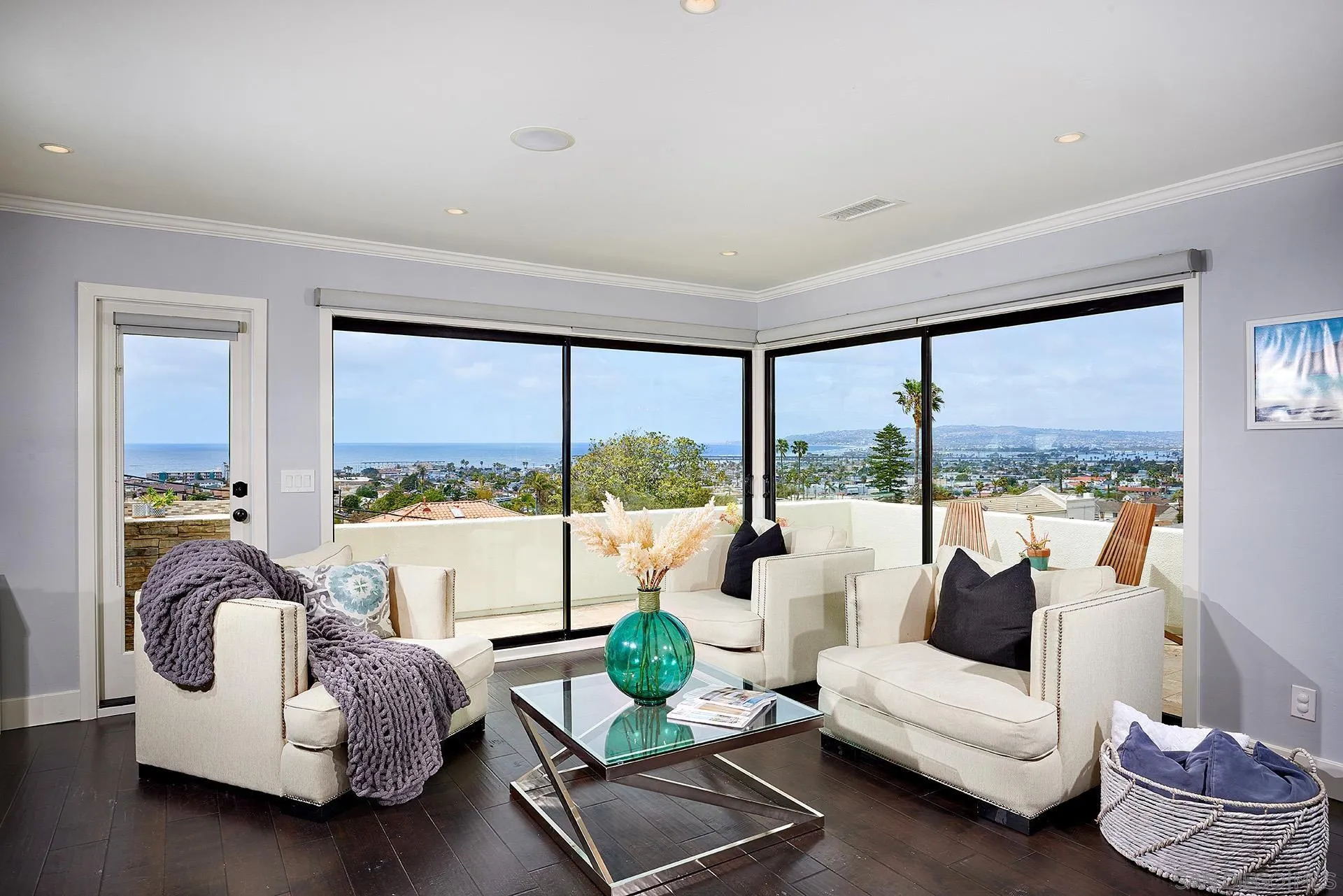 https://cdn.realtyfeed.com/cdn/127/230007673/bb05482413007e331f417889a724dae0.webp