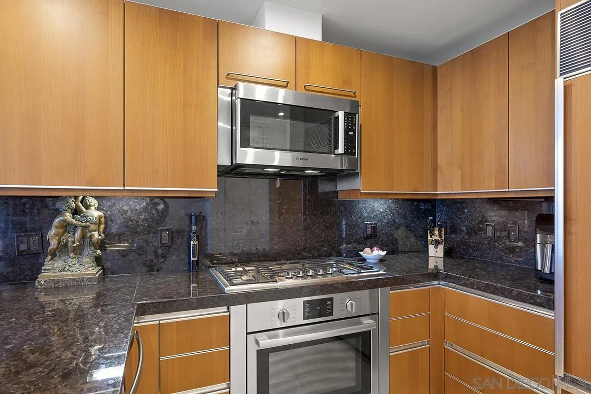 https://cdn.realtyfeed.com/cdn/127/230007842/98e3007817d549a59a4f8b699797cf26.webp