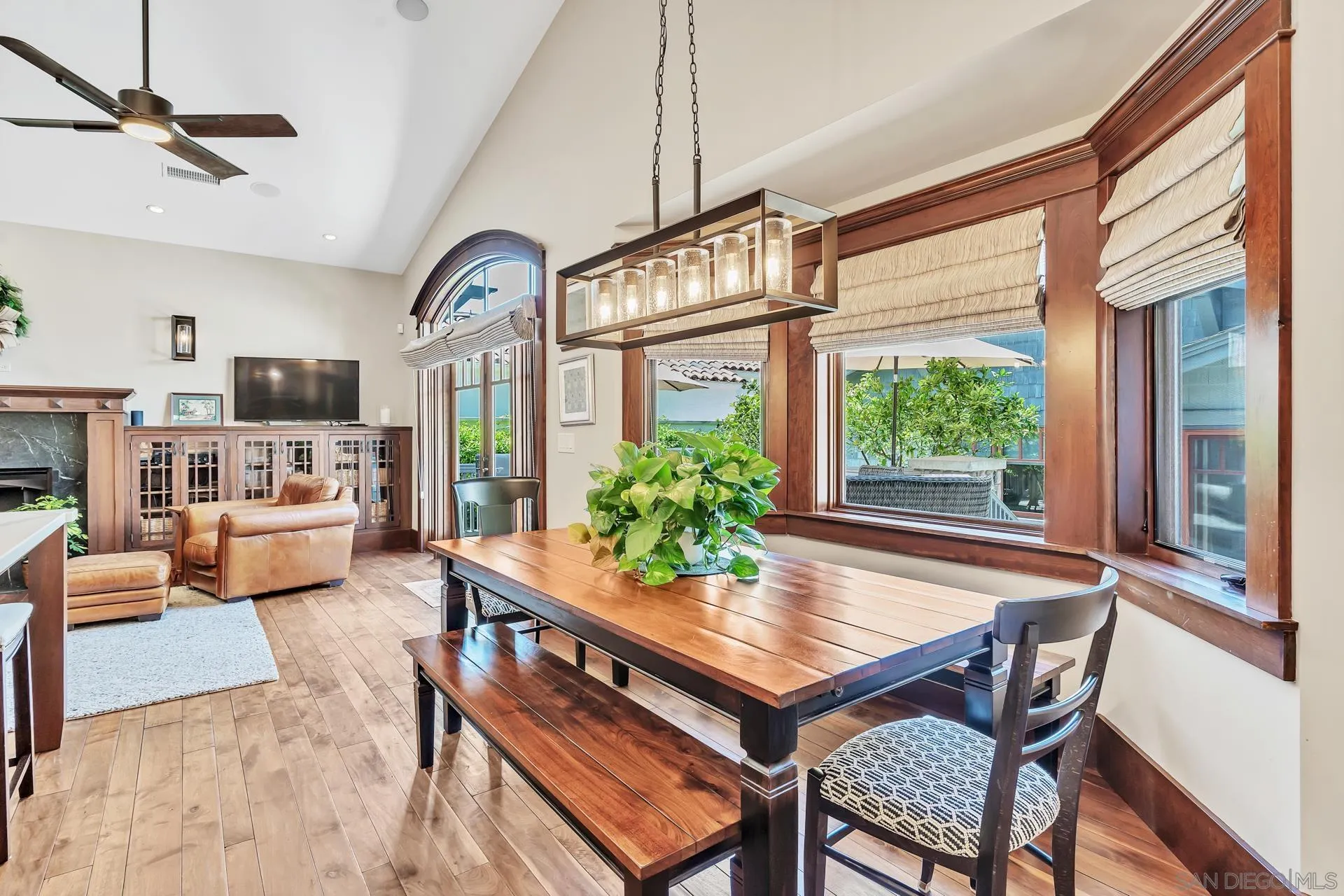 https://cdn.realtyfeed.com/cdn/127/230007860/23e6cc9f8081cf12655494a637660b8b.webp