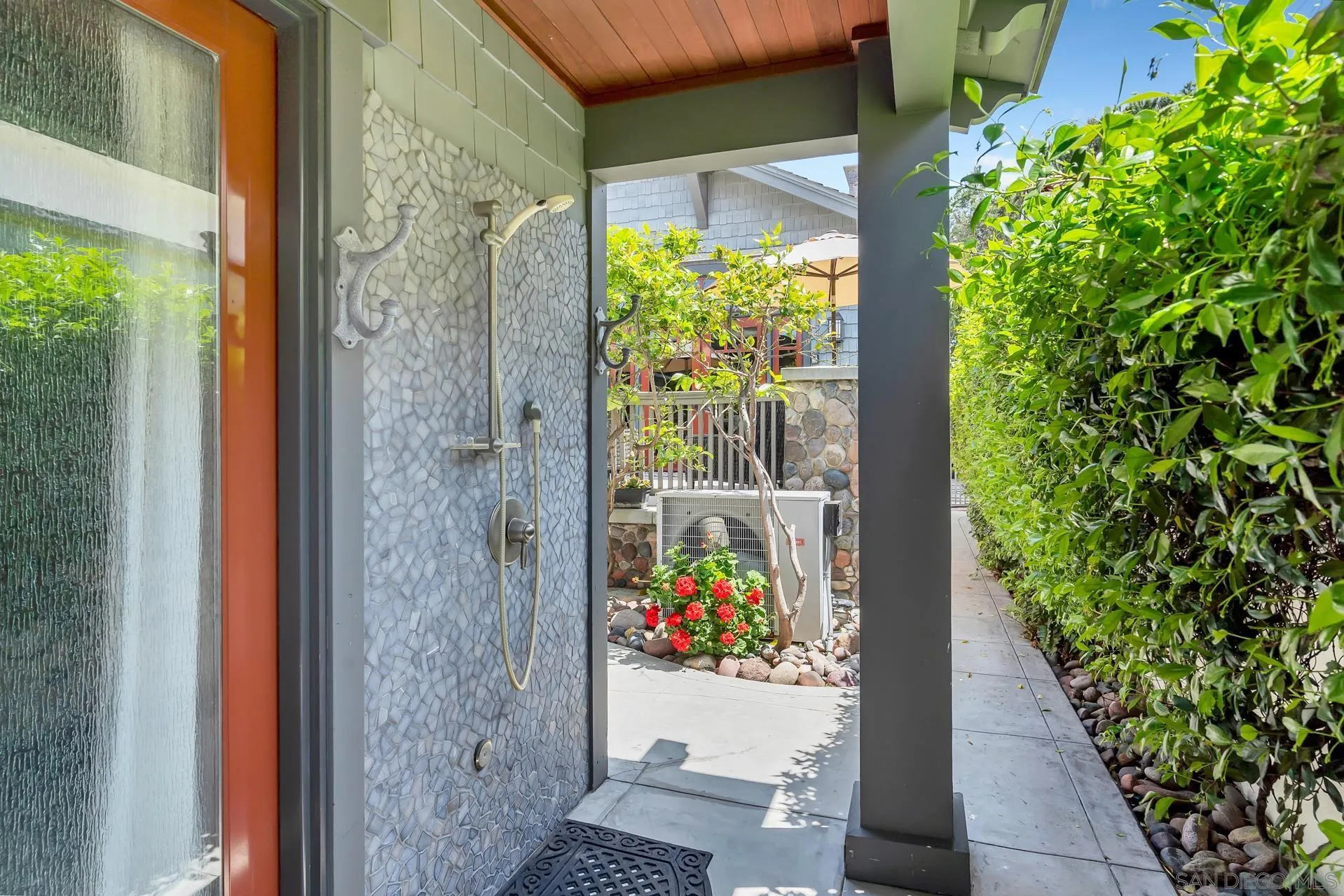 https://cdn.realtyfeed.com/cdn/127/230007860/704ab22dfb795b0210829b0caf0bc68f.webp