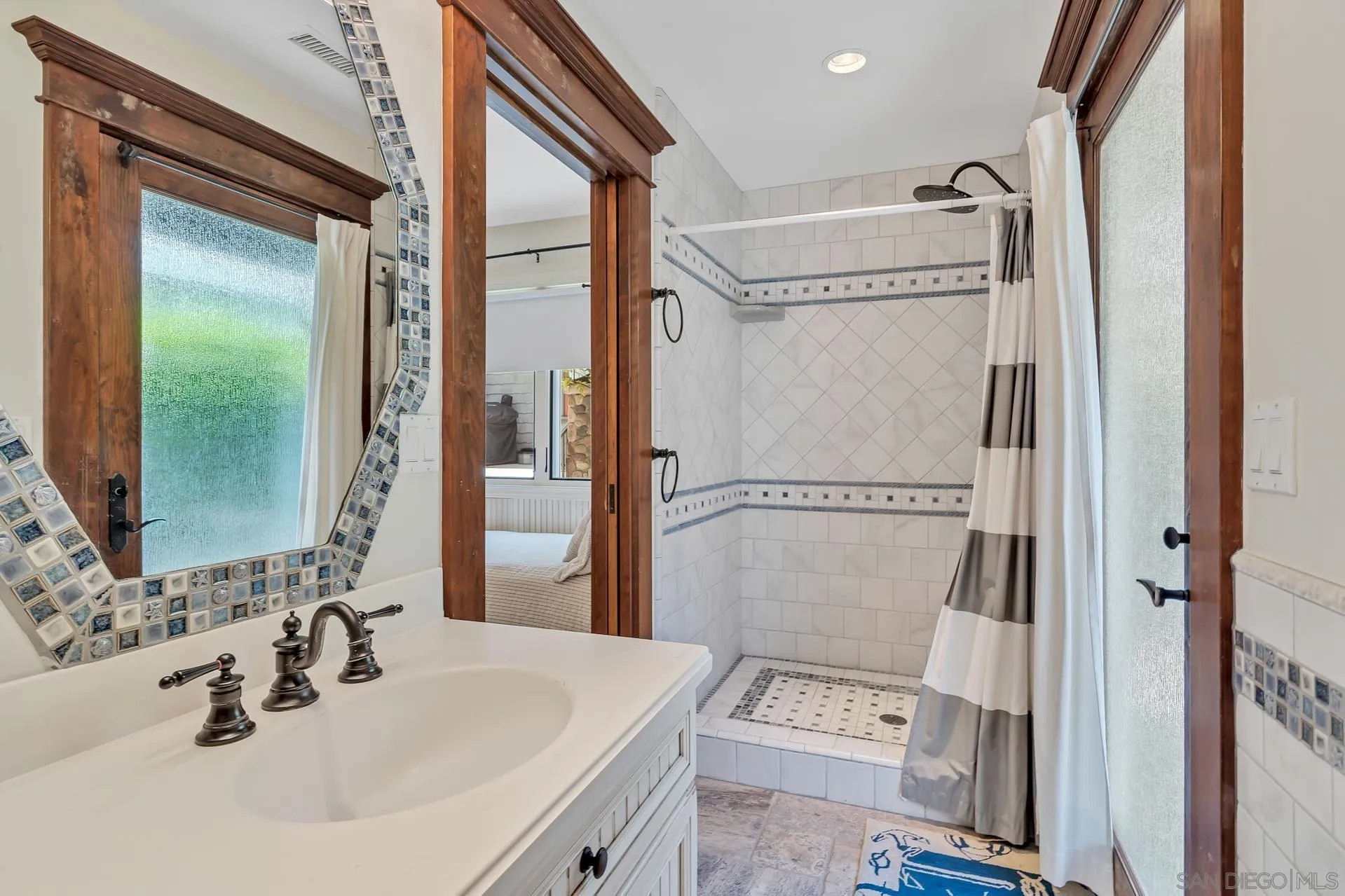 https://cdn.realtyfeed.com/cdn/127/230007860/9fad173a2141105c0905f0a8963658bf.webp