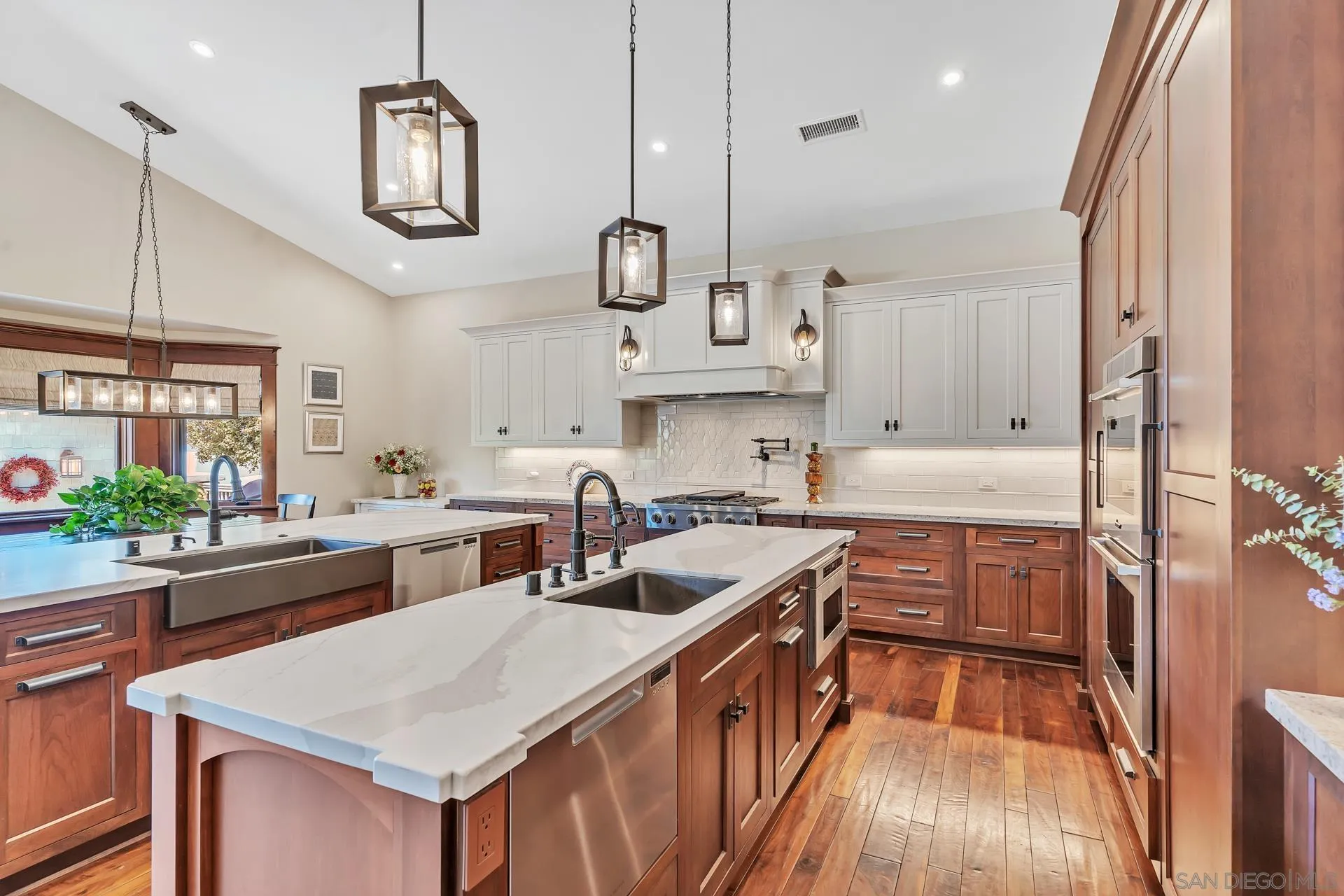 https://cdn.realtyfeed.com/cdn/127/230007860/b06731c7f48769a523354149b1ee7572.webp