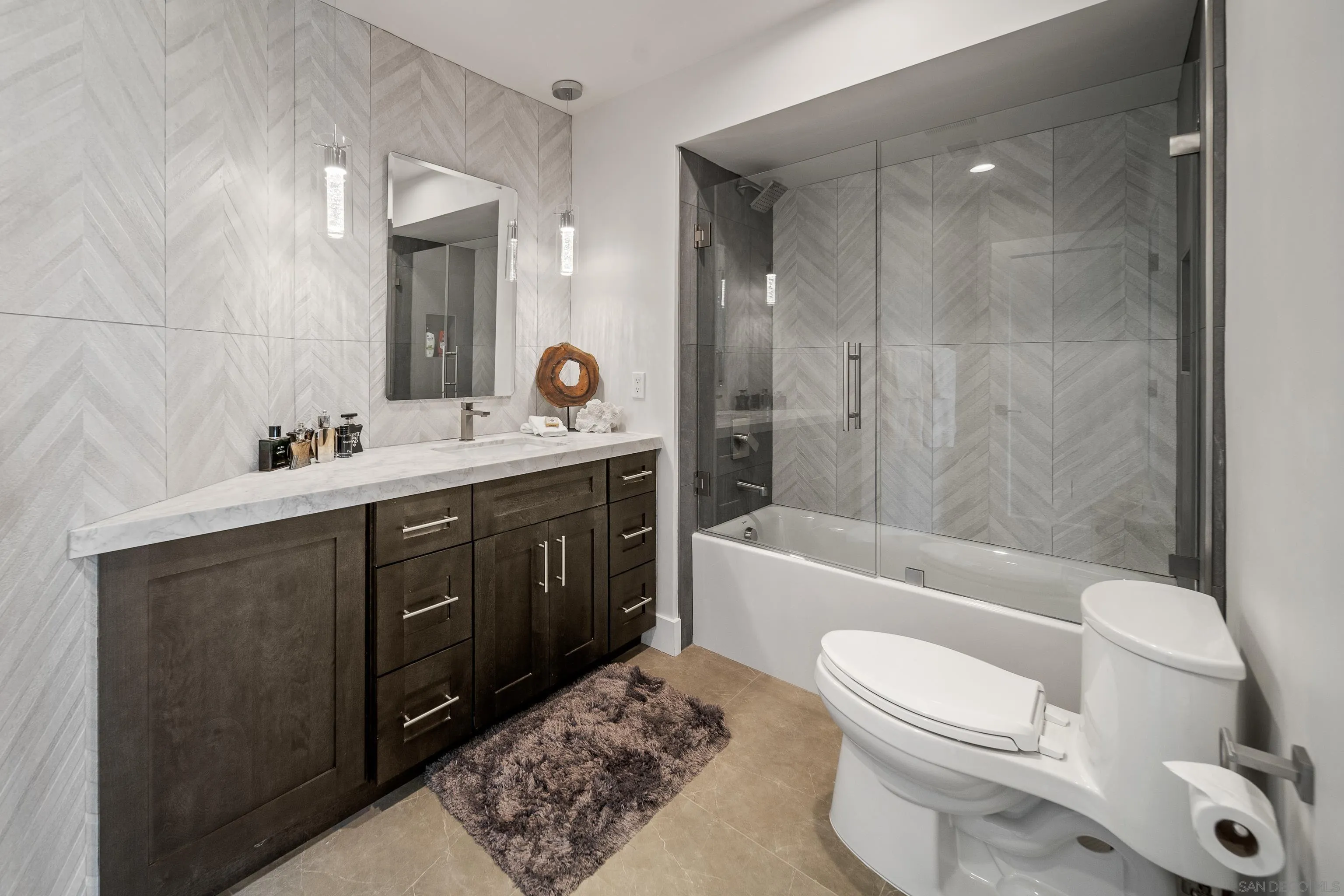 https://cdn.realtyfeed.com/cdn/127/230007952/a1bf226e1a9de05e408265a338e0d479.webp