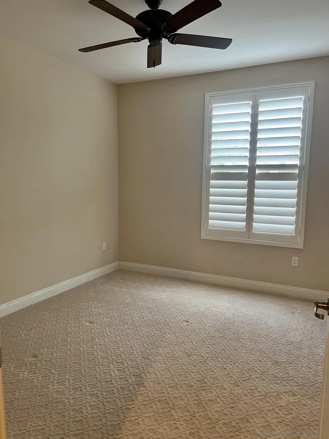 https://cdn.realtyfeed.com/cdn/127/230008208/13812bc99bb775405b62bf41e879bcc3.webp