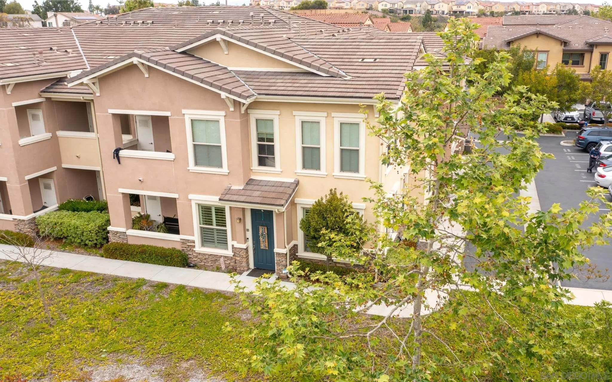 https://cdn.realtyfeed.com/cdn/127/230008208/516e833516fdc6cd72f8c6f54741a189.webp