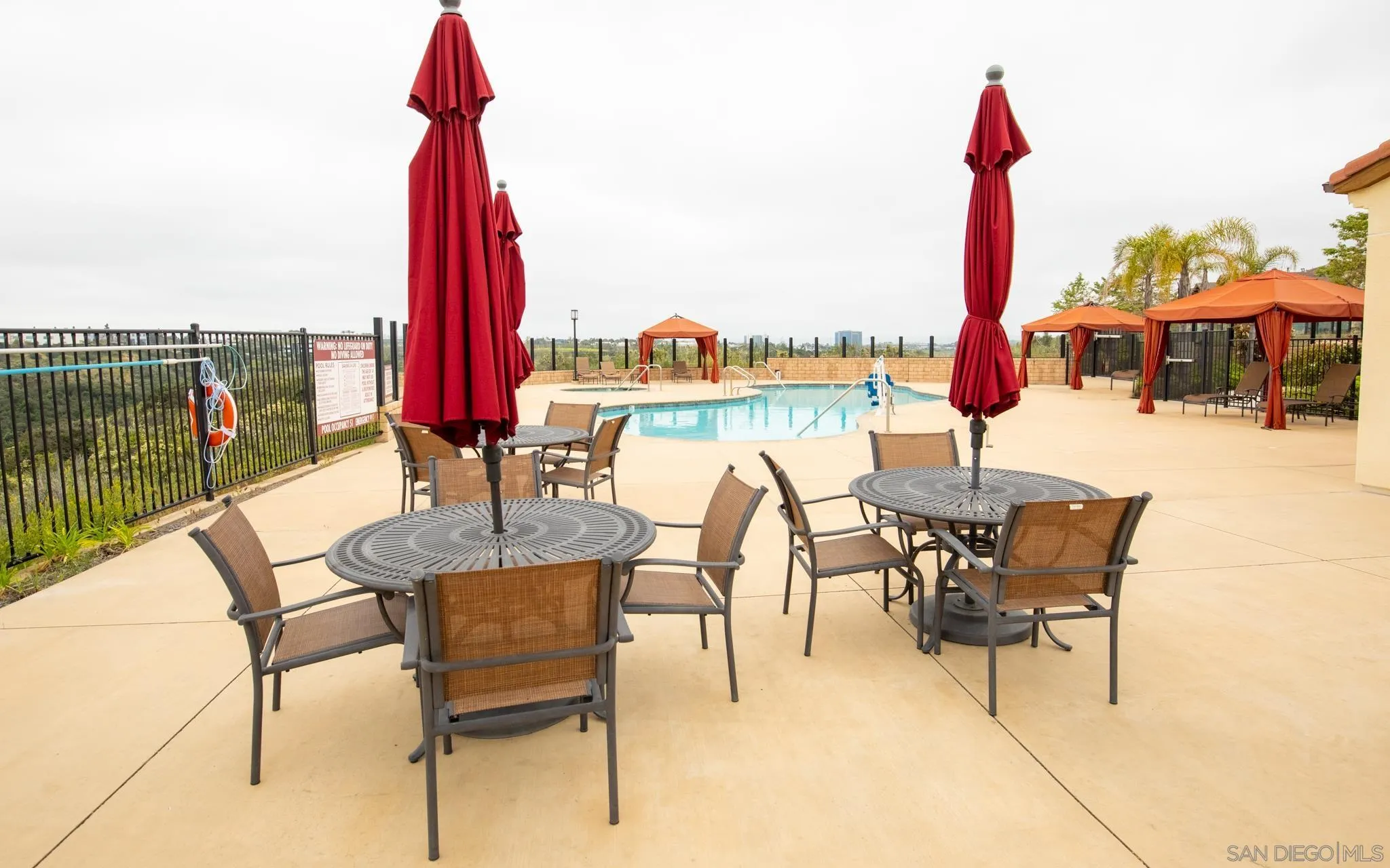 https://cdn.realtyfeed.com/cdn/127/230008208/938010bf2848b9b60315c29b628a52a1.webp