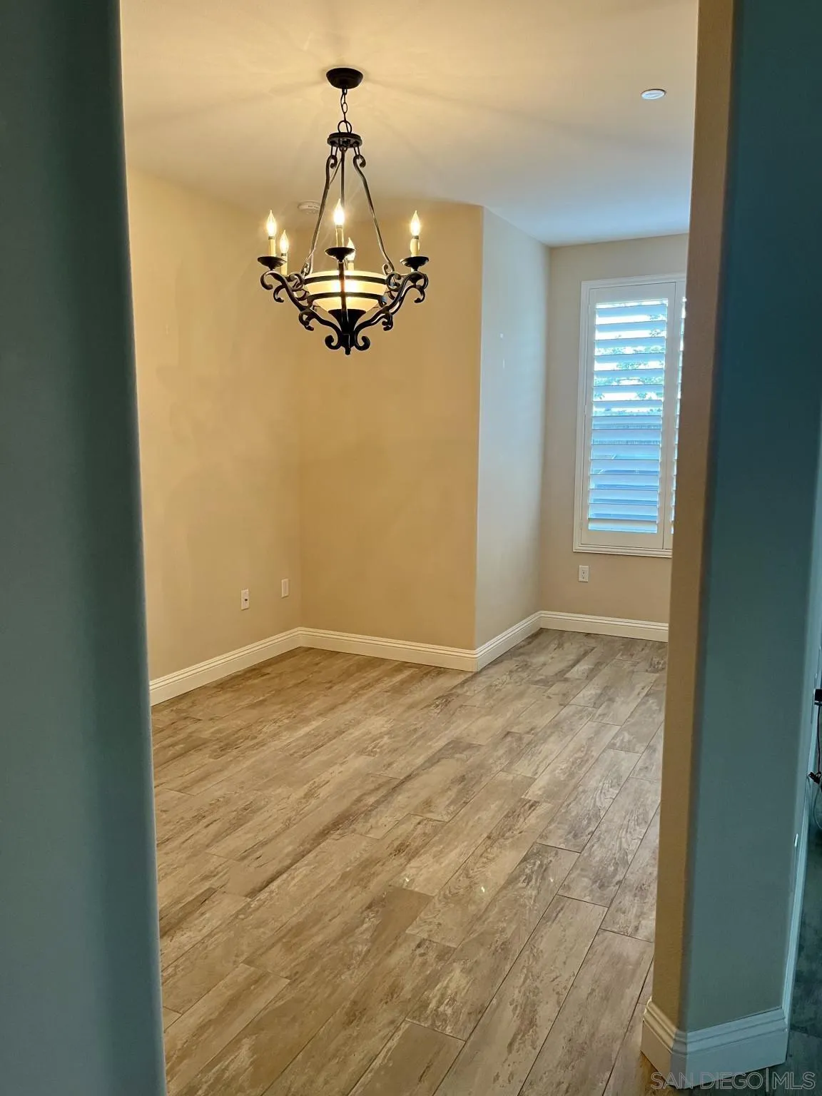 https://cdn.realtyfeed.com/cdn/127/230008208/c003351afaf0576ac7661bb35ee92183.webp