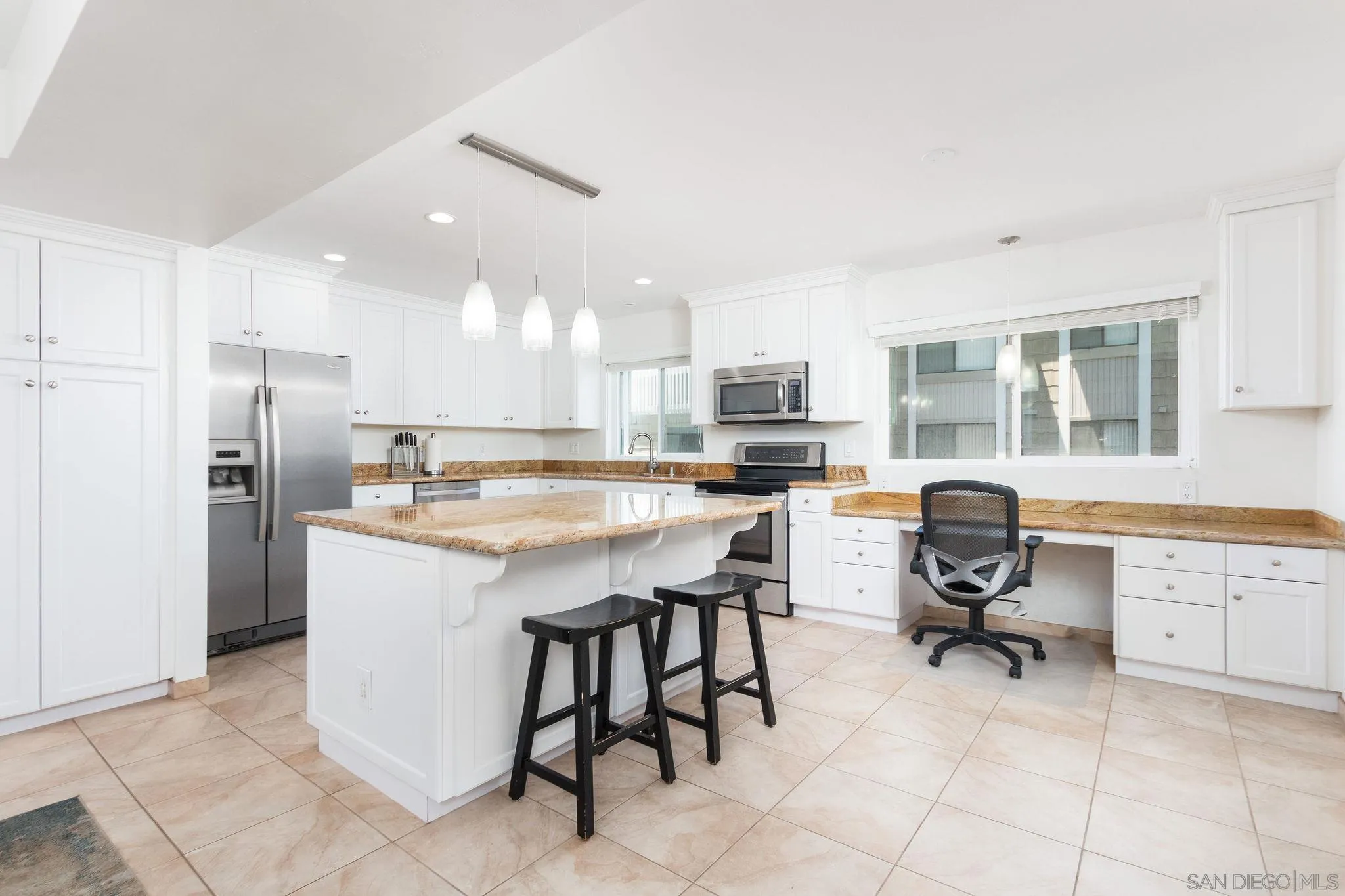 https://cdn.realtyfeed.com/cdn/127/230008718/318e3846e62951c4da03dc3140e0cb8f.webp