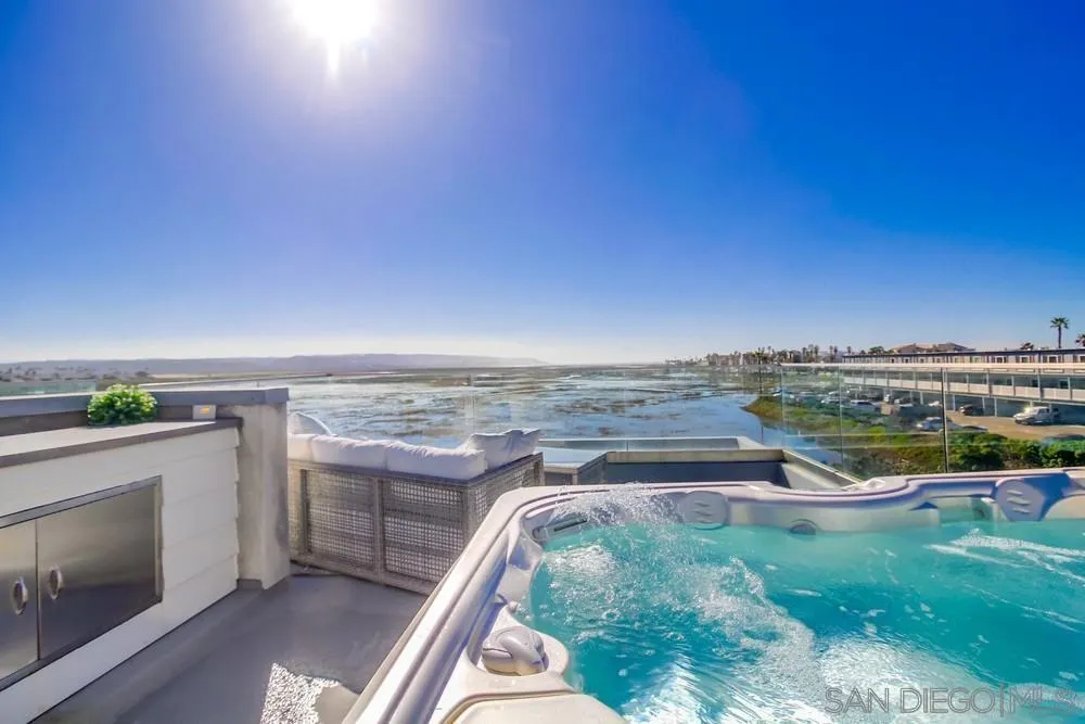 https://cdn.realtyfeed.com/cdn/127/230008751/0839de1479eb7532171792cd01fb9d84.webp