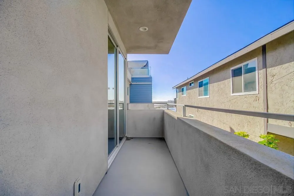 https://cdn.realtyfeed.com/cdn/127/230008751/69831b635e1f303540e0a00ecf6bca27.webp