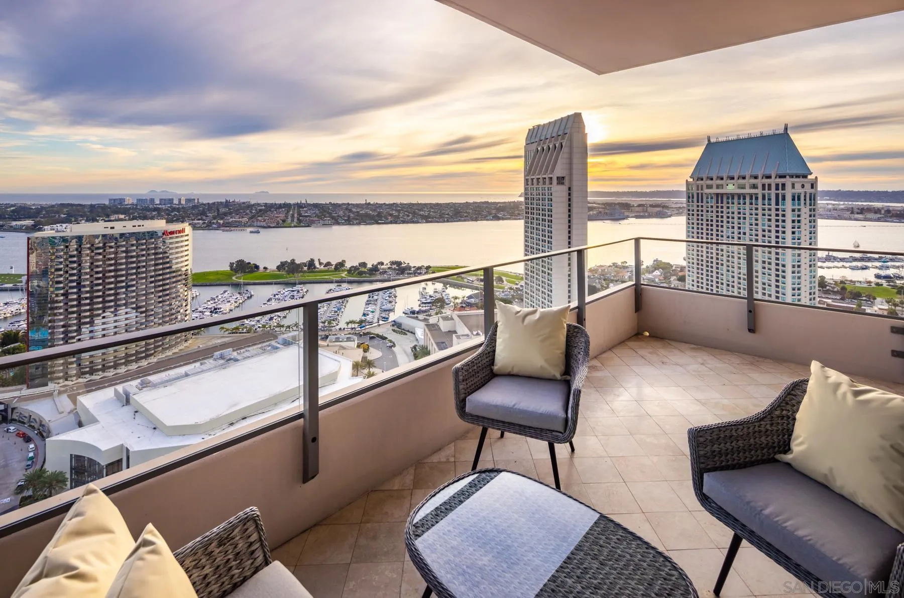 Photo #4: 230008935 Listing 