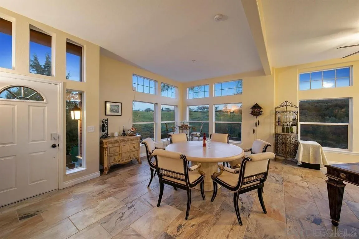 https://cdn.realtyfeed.com/cdn/127/230009198/4c91b7816728a8d592bed37a4a0e8e17.webp