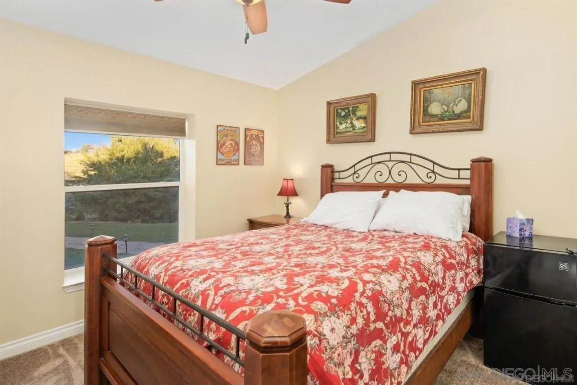 https://cdn.realtyfeed.com/cdn/127/230009198/768e977f2b9169a000aa947b8d4870c2.webp