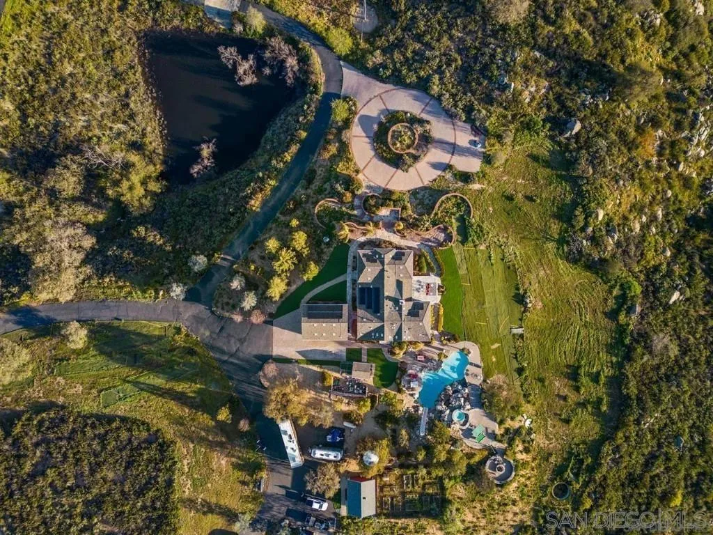 https://cdn.realtyfeed.com/cdn/127/230009198/9466ea90aa9ffe6cb55a1c417ec17c37.webp