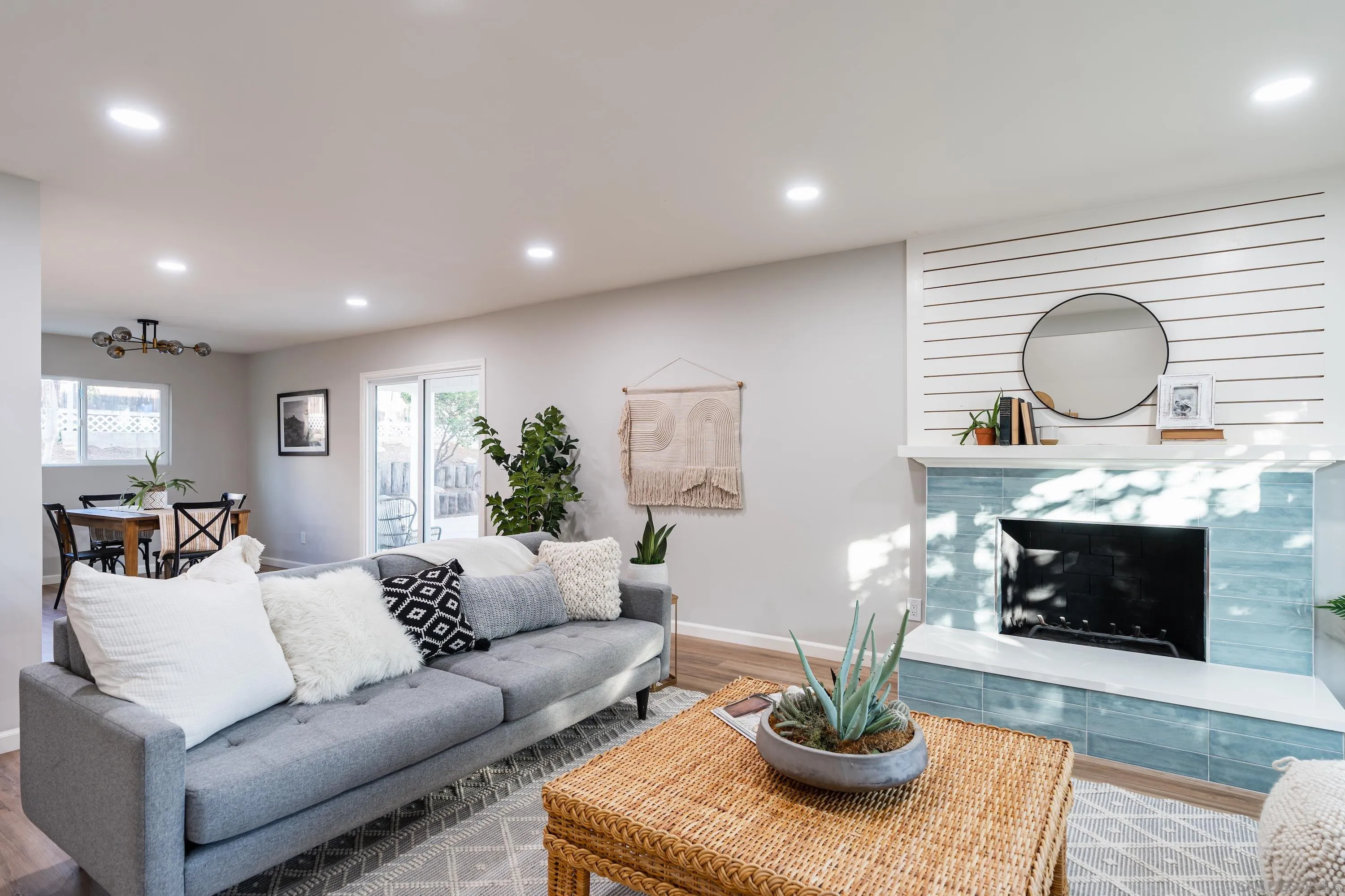 https://cdn.realtyfeed.com/cdn/127/230009232/96a214866d4bafe9241b13530dd80c18.webp