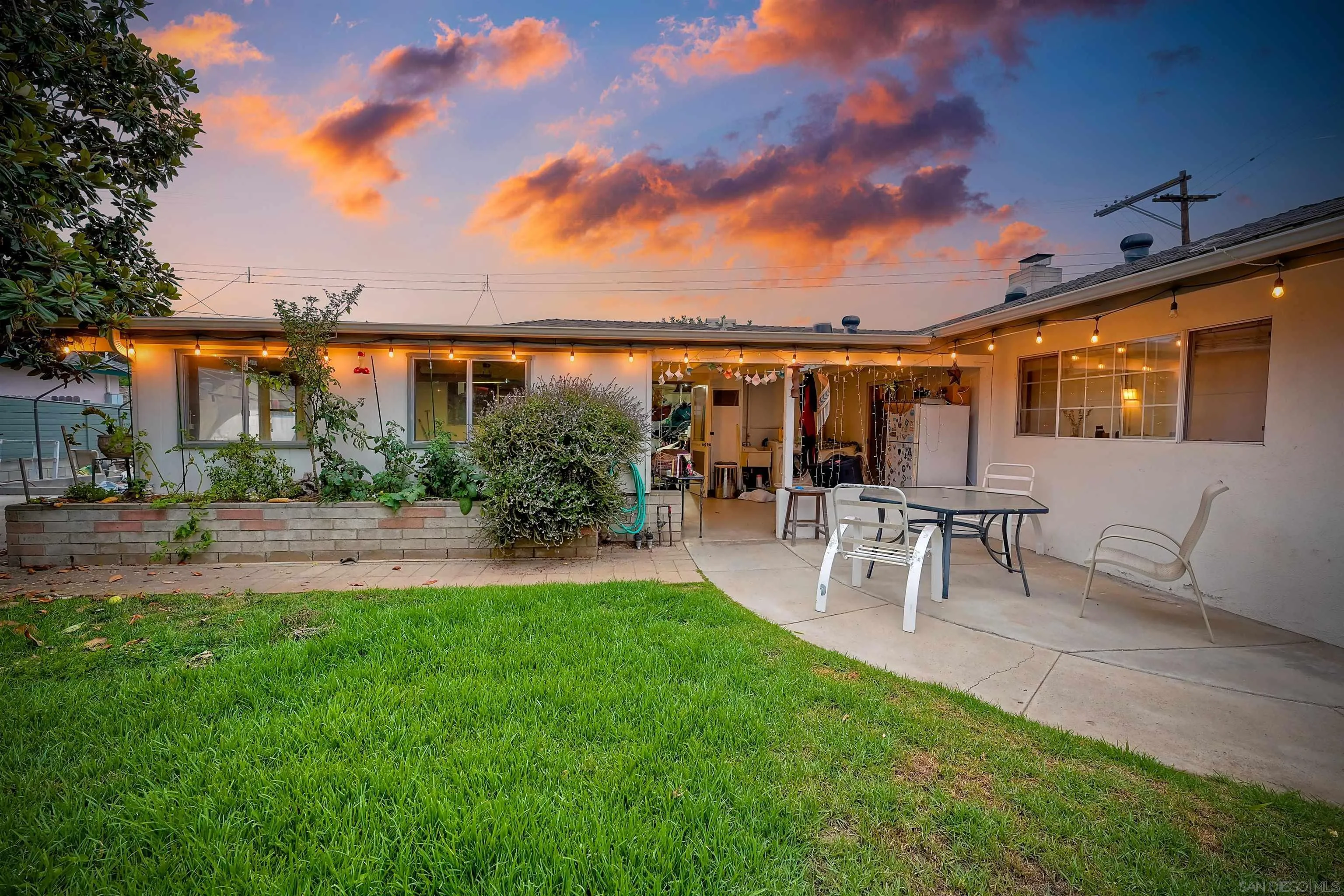 https://cdn.realtyfeed.com/cdn/127/230009609/5021dfc52a428bc4a94cf82a199630cb.webp