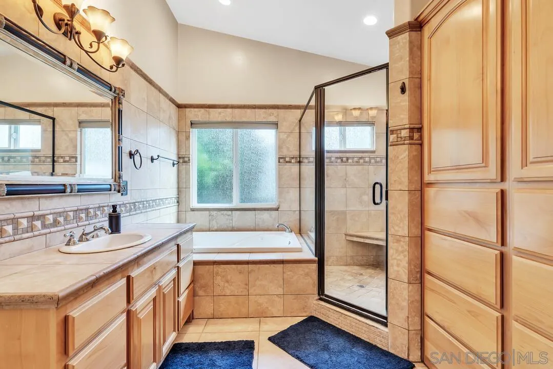 https://cdn.realtyfeed.com/cdn/127/230009917/91644892dc1a4b40cbd9e5b0b162697d.webp