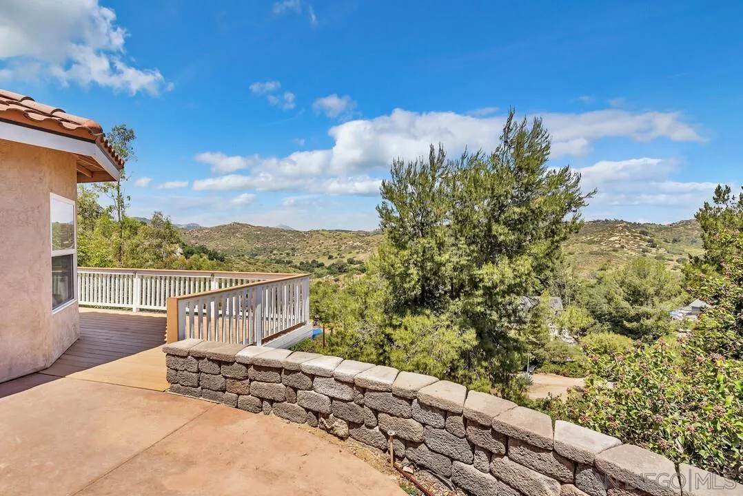 https://cdn.realtyfeed.com/cdn/127/230009917/eba3459d6ec611736f3e4377f256505b.webp