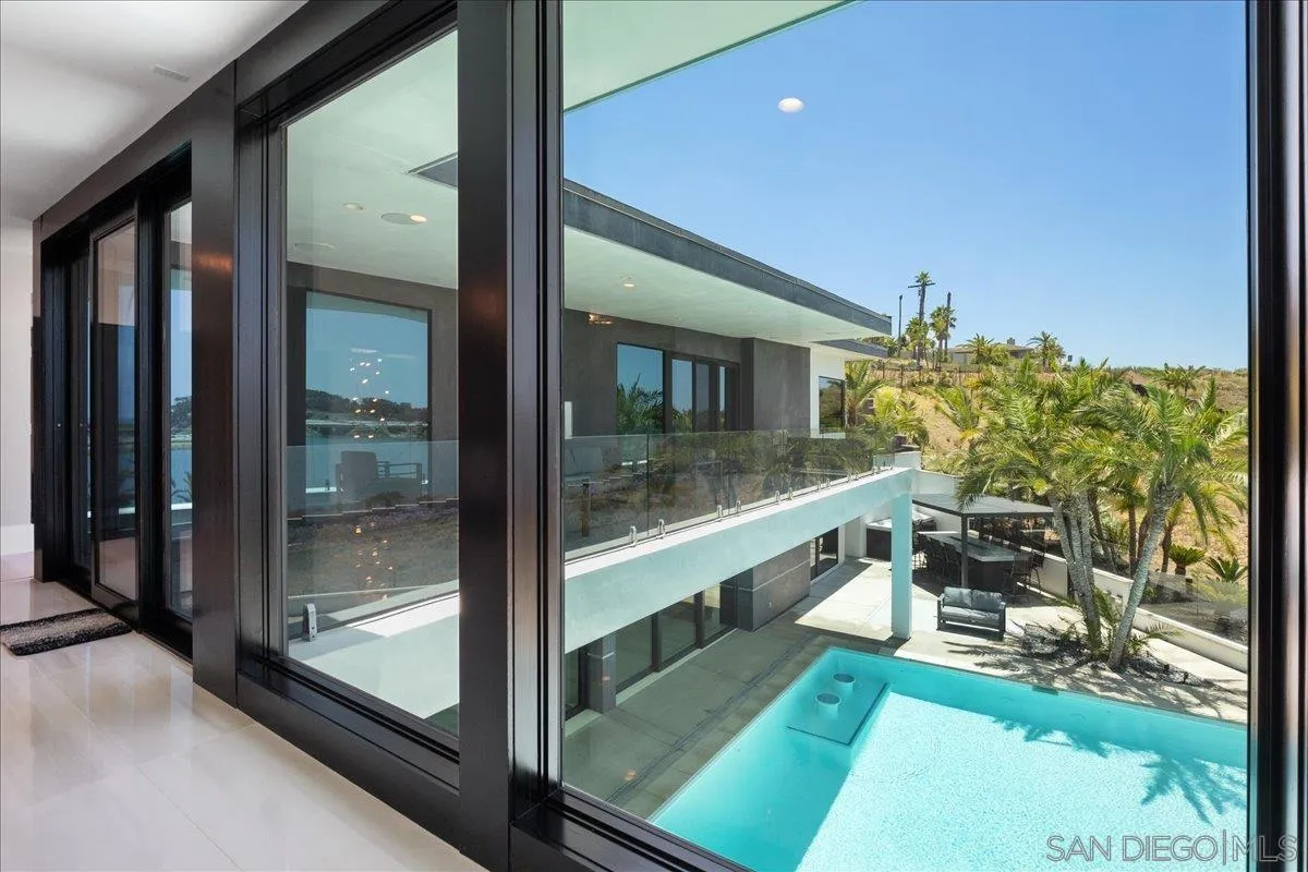 https://cdn.realtyfeed.com/cdn/127/230010083/7817ba6ea417bd351708382742cd32bf.webp