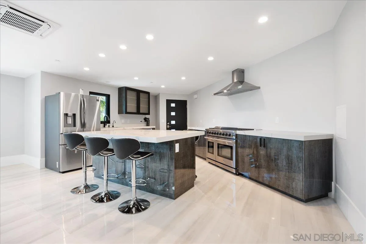 https://cdn.realtyfeed.com/cdn/127/230010083/a71dbd2627e9a9e071eeca9f296475df.webp