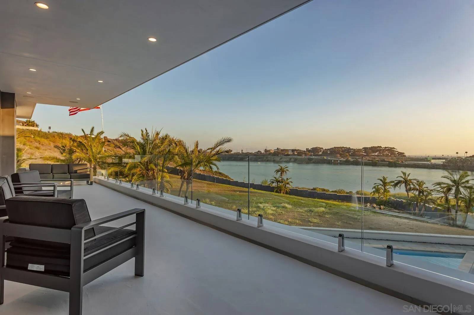https://cdn.realtyfeed.com/cdn/127/230010083/d5872239c8561f845fb48f114e357668.webp