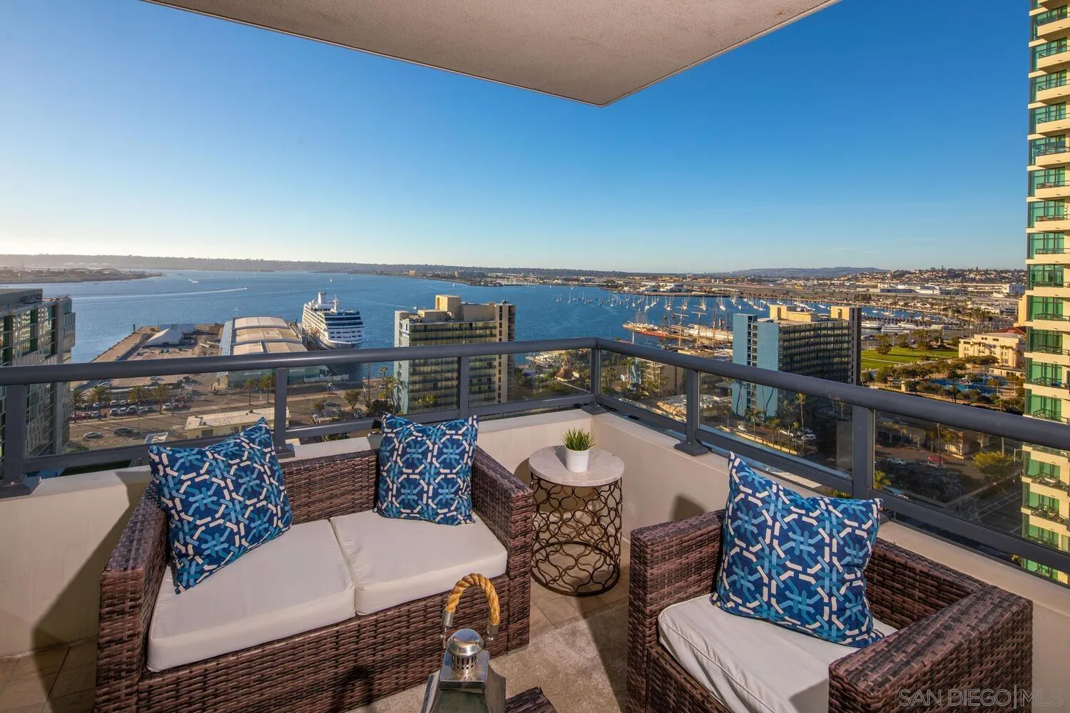 https://cdn.realtyfeed.com/cdn/127/230010228/58d86667a0756b6b680b21b542ab4c41.webp