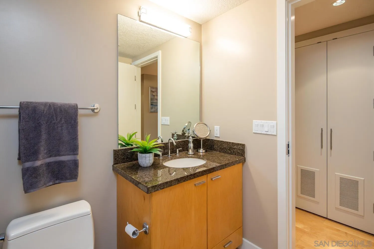 https://cdn.realtyfeed.com/cdn/127/230010228/f168d64633210944272b107165e10943.webp