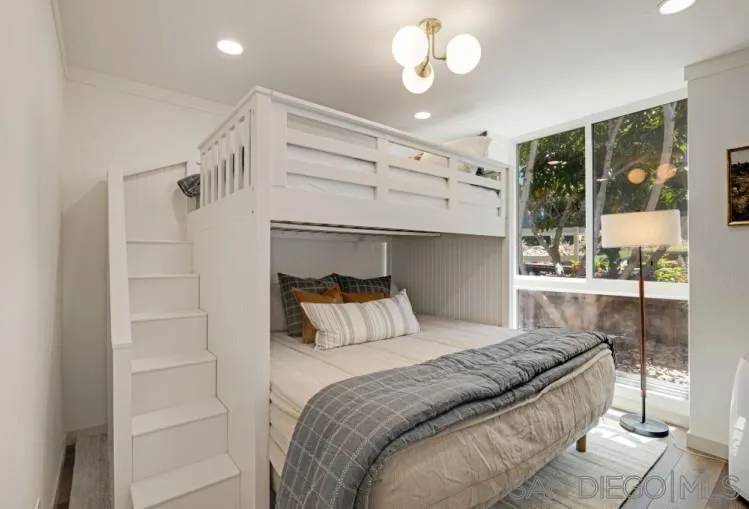 https://cdn.realtyfeed.com/cdn/127/230010463/d41ce60d3541c6dc92f30c36b7ec3f99.webp
