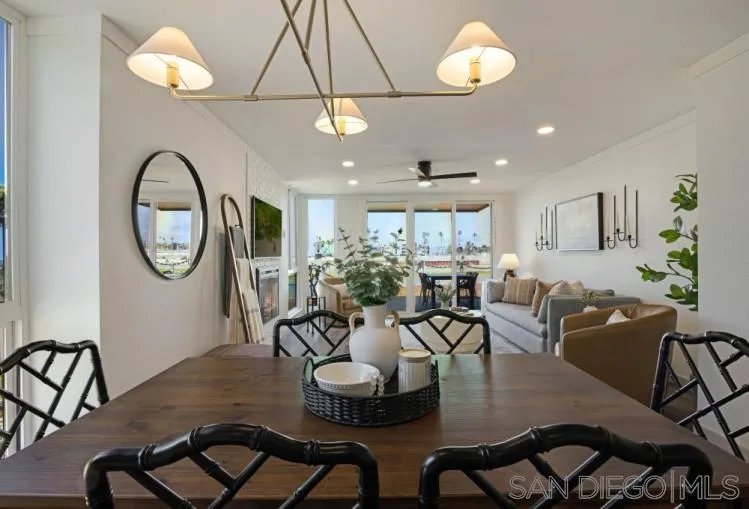 https://cdn.realtyfeed.com/cdn/127/230010463/f135ec470d5f7f02754dedc29c60de5e.webp