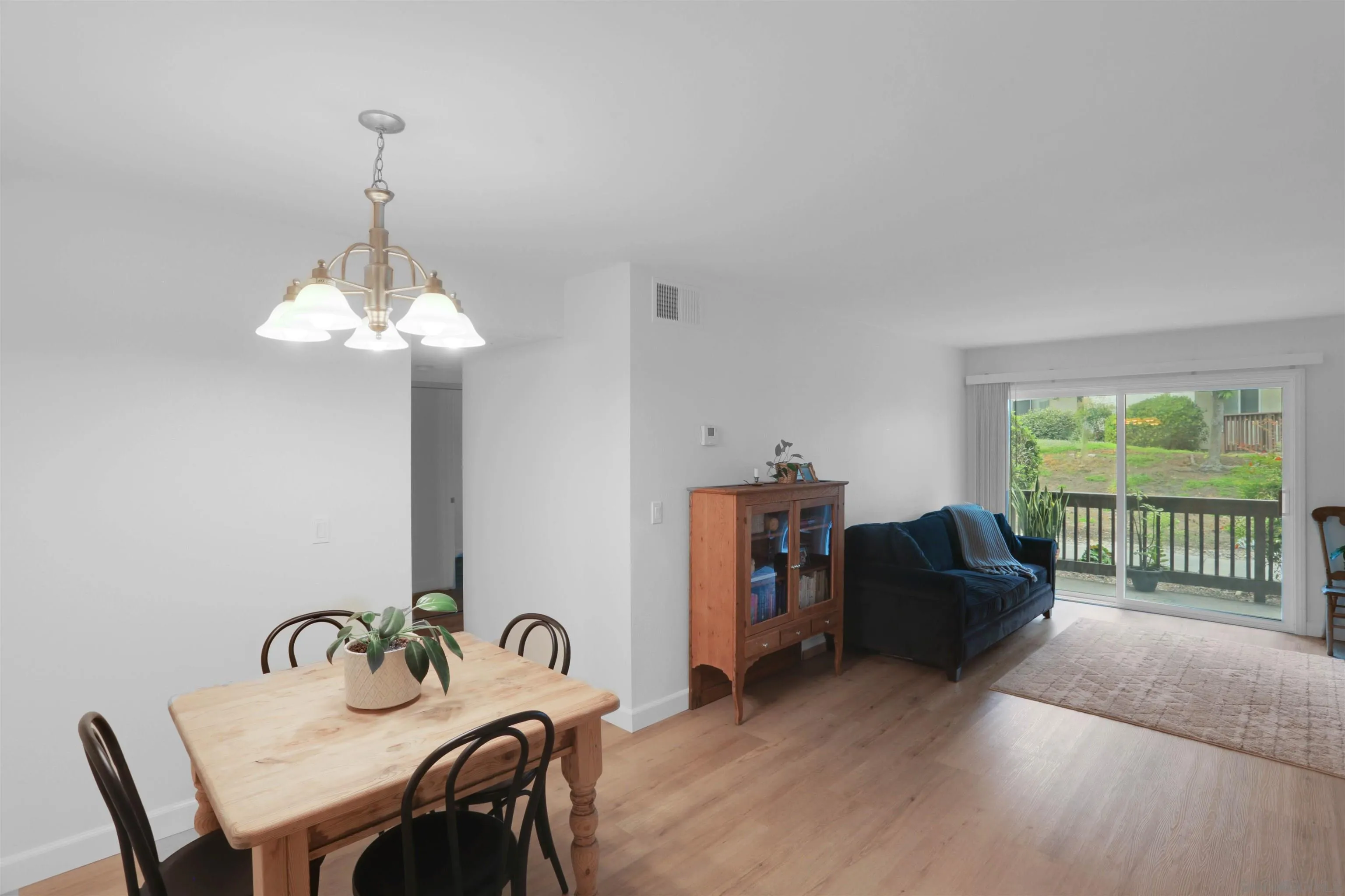 Photo #3: 230010510 Listing 