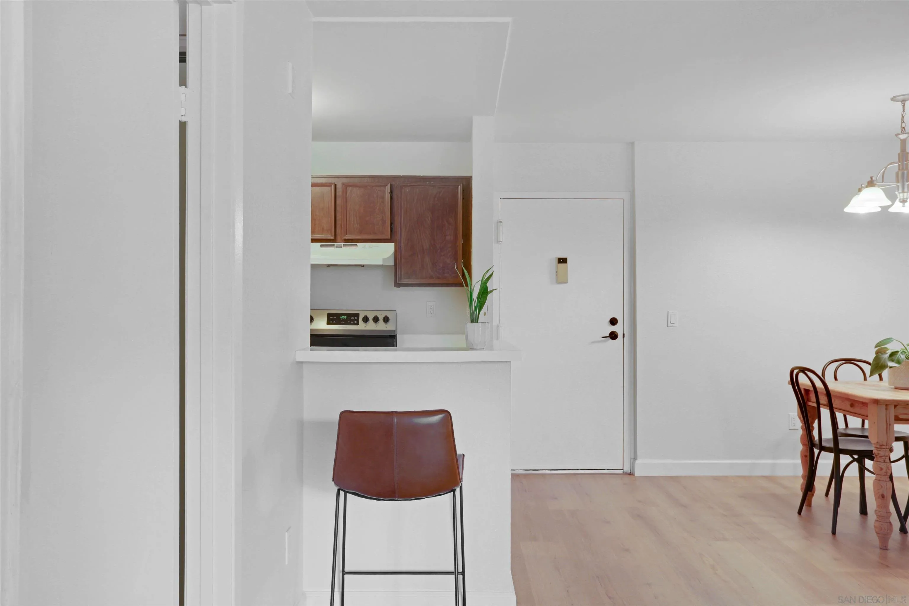 Photo #6: 230010510 Listing 