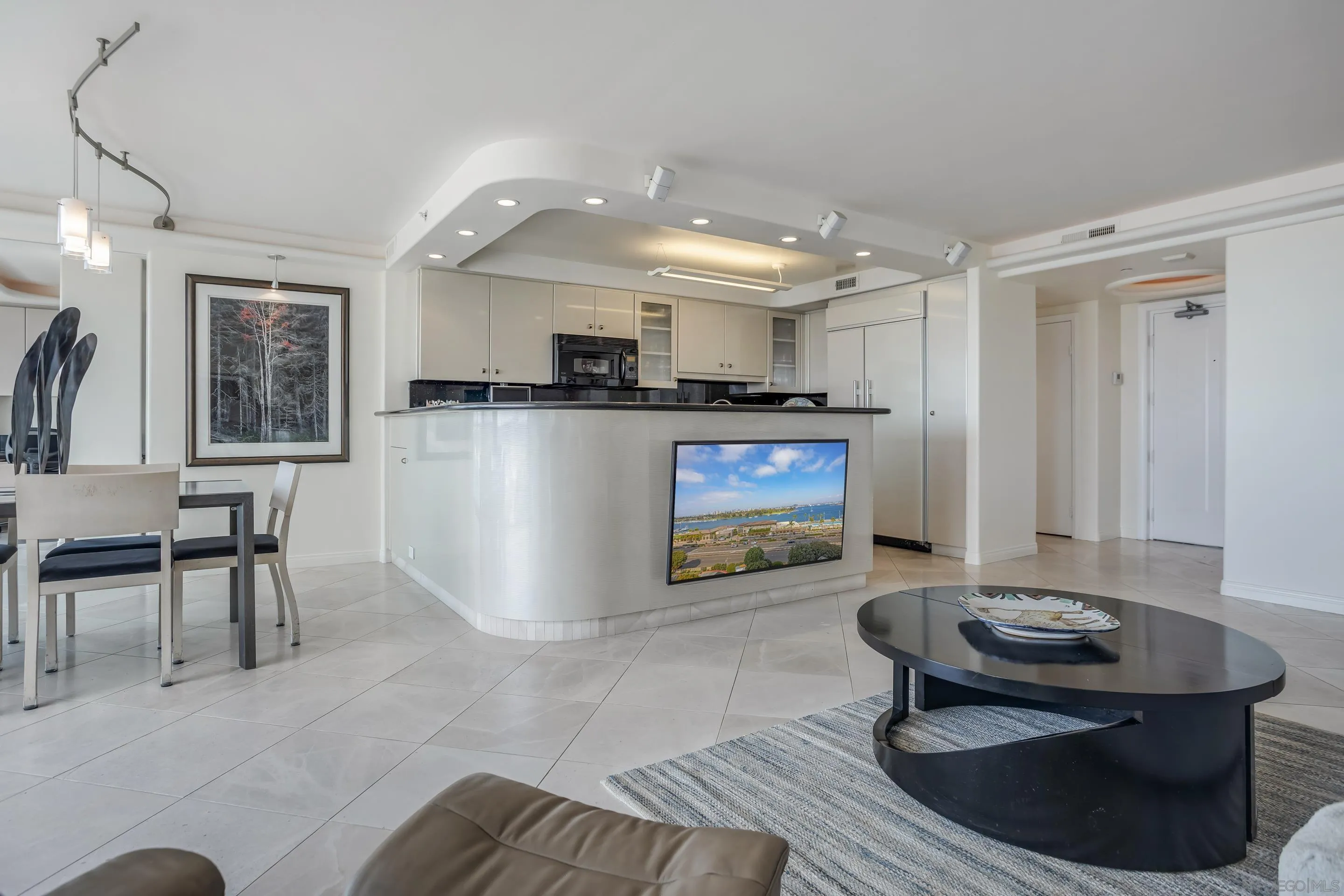Photo #5: 230010526 Listing 