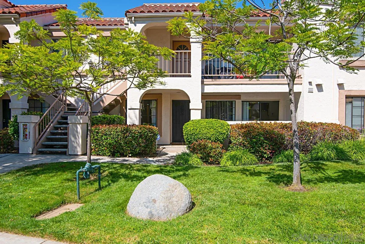 Photo #2: 230010630 Listing 
