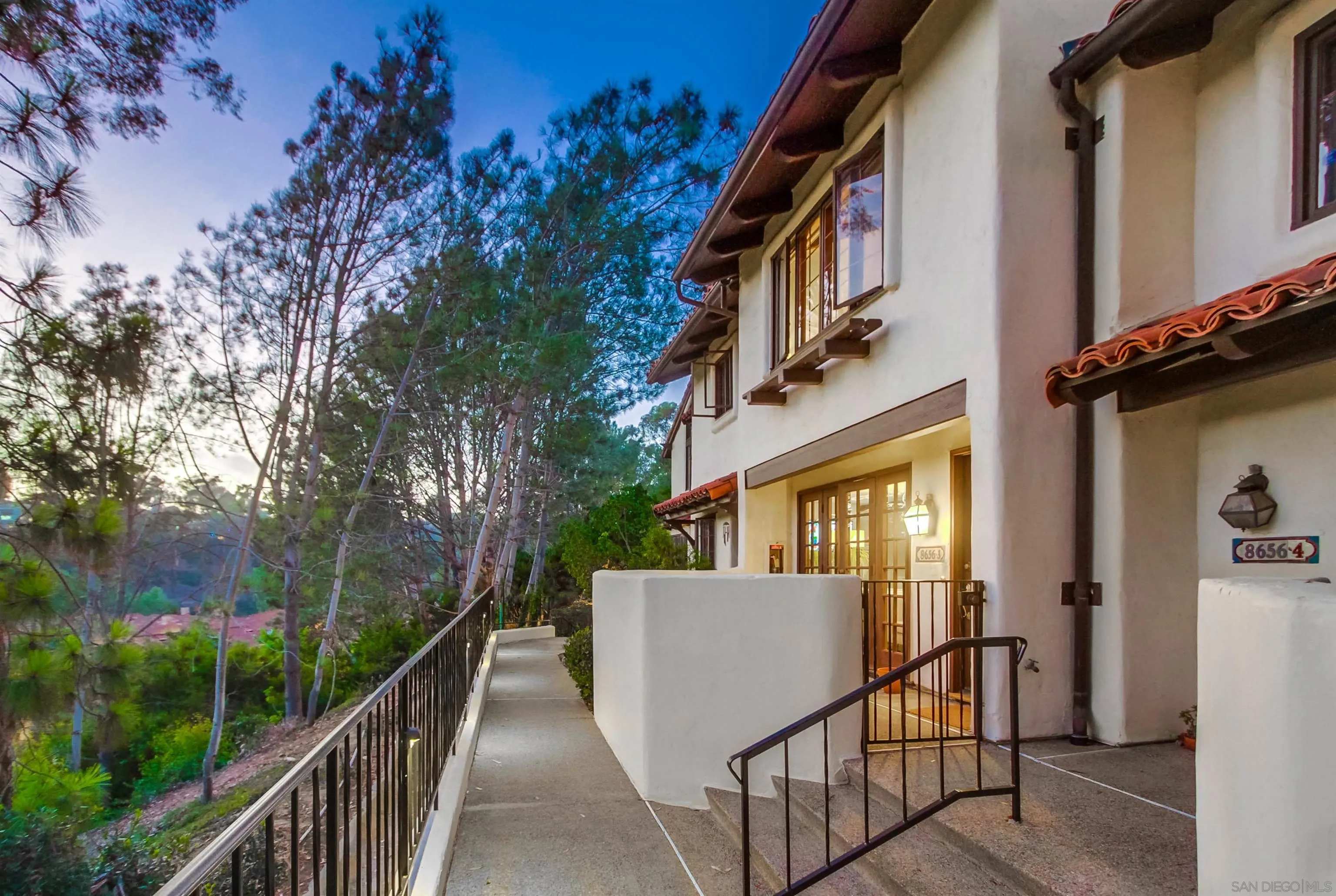 Photo #5: 230010823 Listing 
