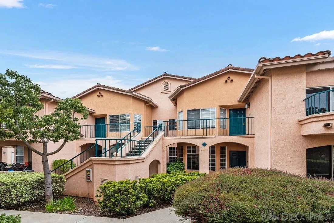 Photo #2: 230011165 Listing 