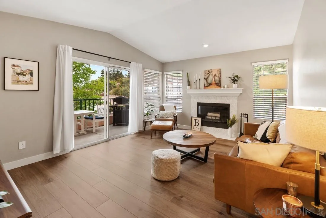 Photo #4: 230011165 Listing 