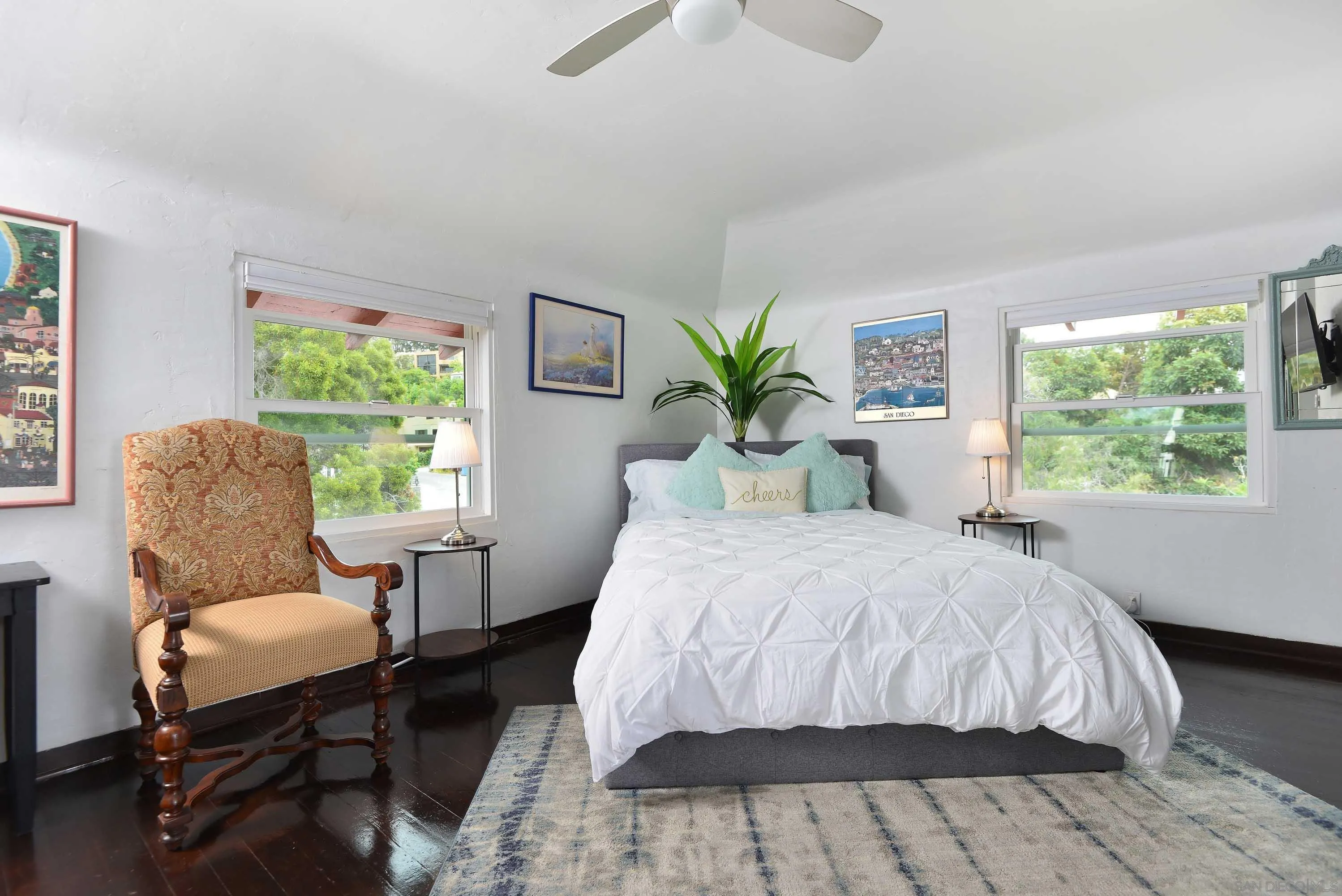 https://cdn.realtyfeed.com/cdn/127/230011375/5bb775efa921bba57f12ef166418b689.webp