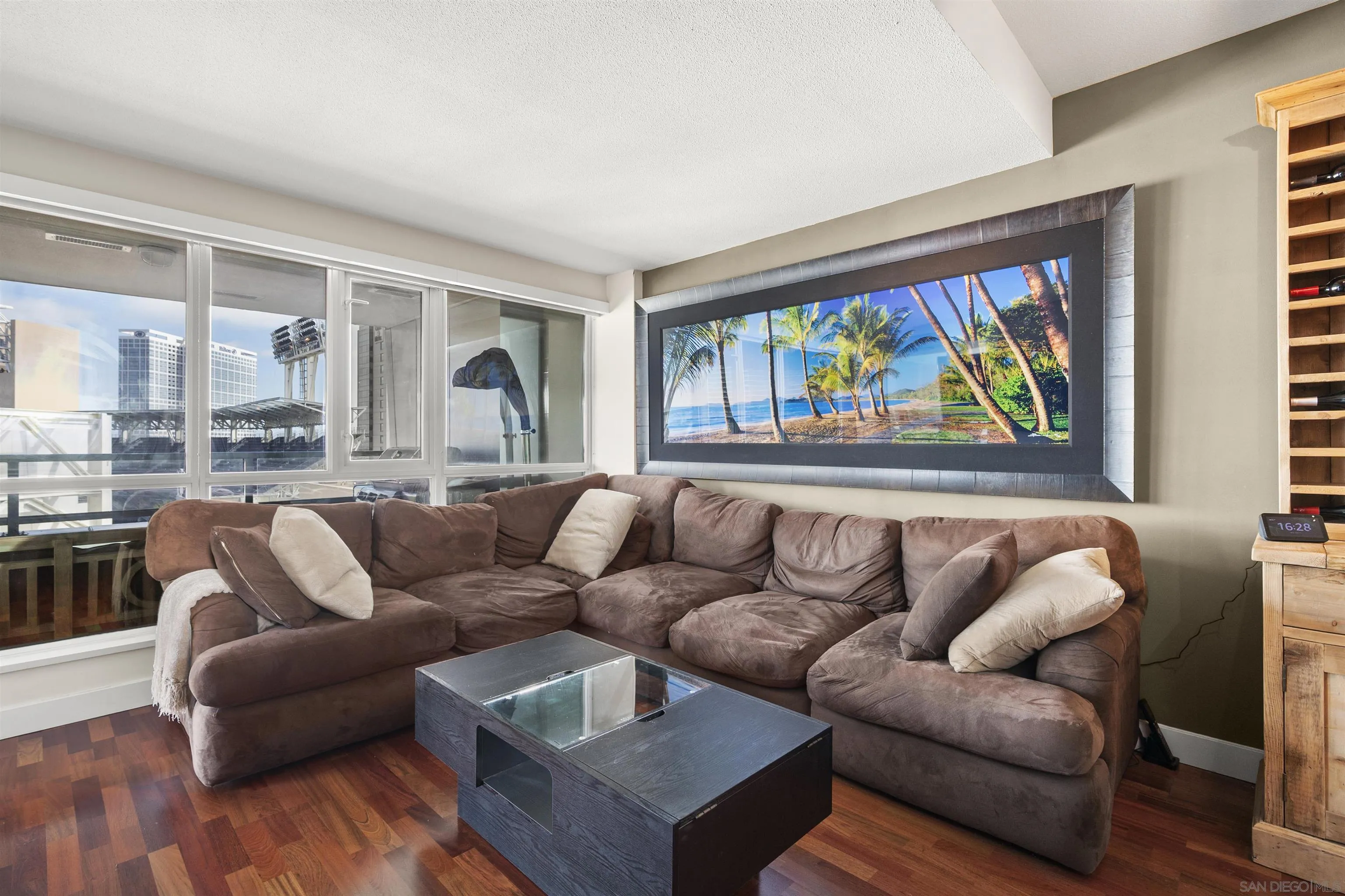 Photo #4: 230011467 Listing 