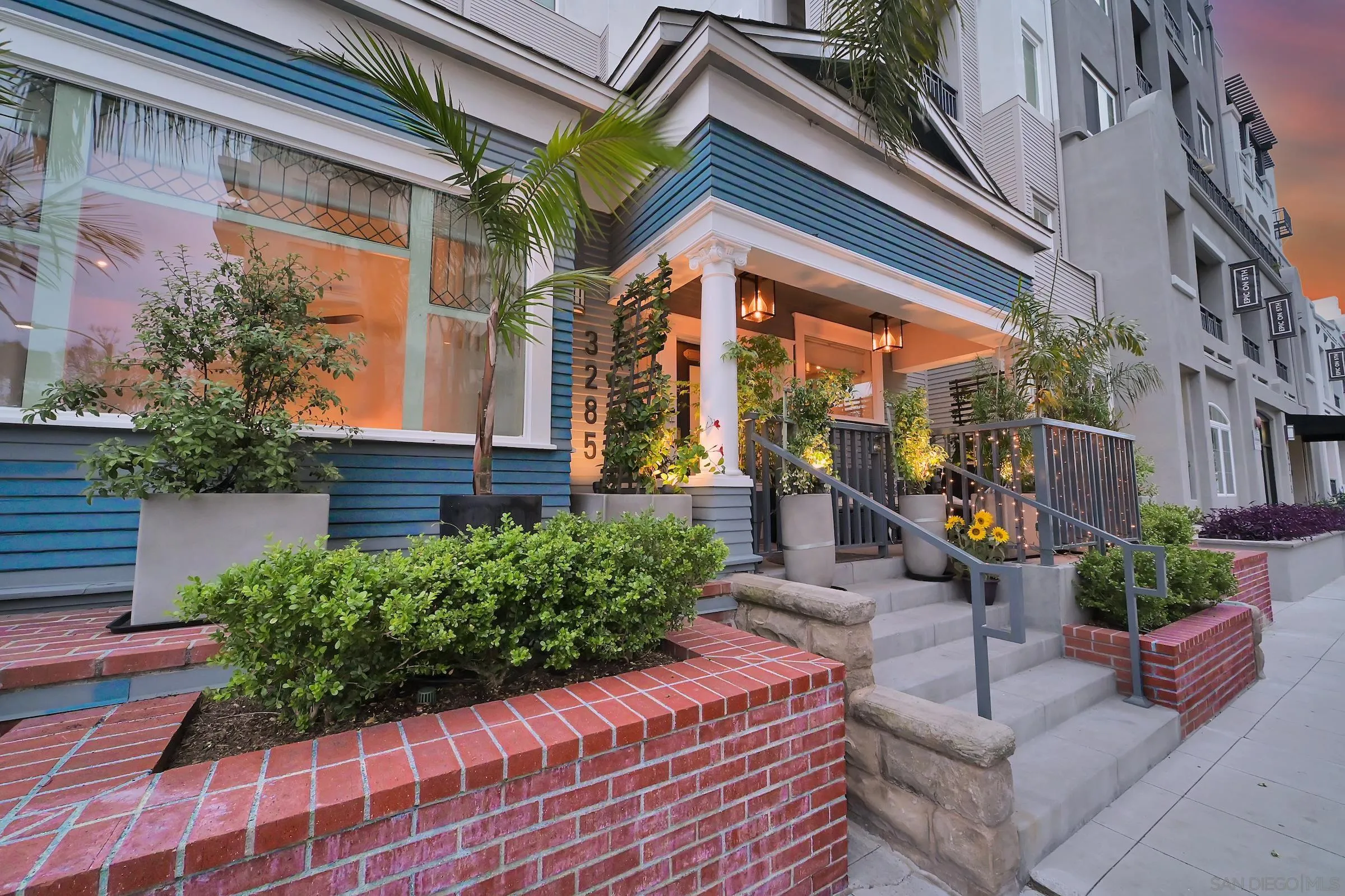 Photo #2: 230011786 Listing 