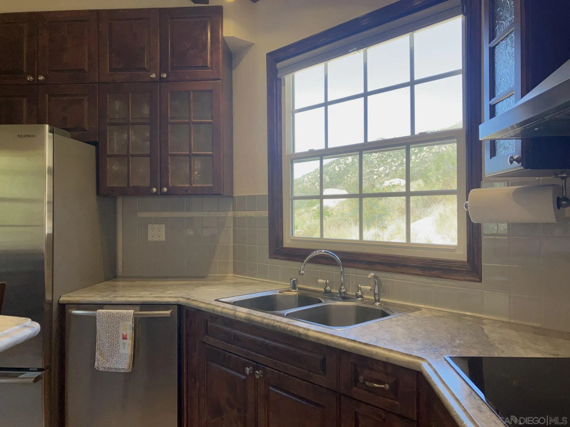 https://cdn.realtyfeed.com/cdn/127/230011863/312a850b6414554f8a38ae9998b369ef.webp