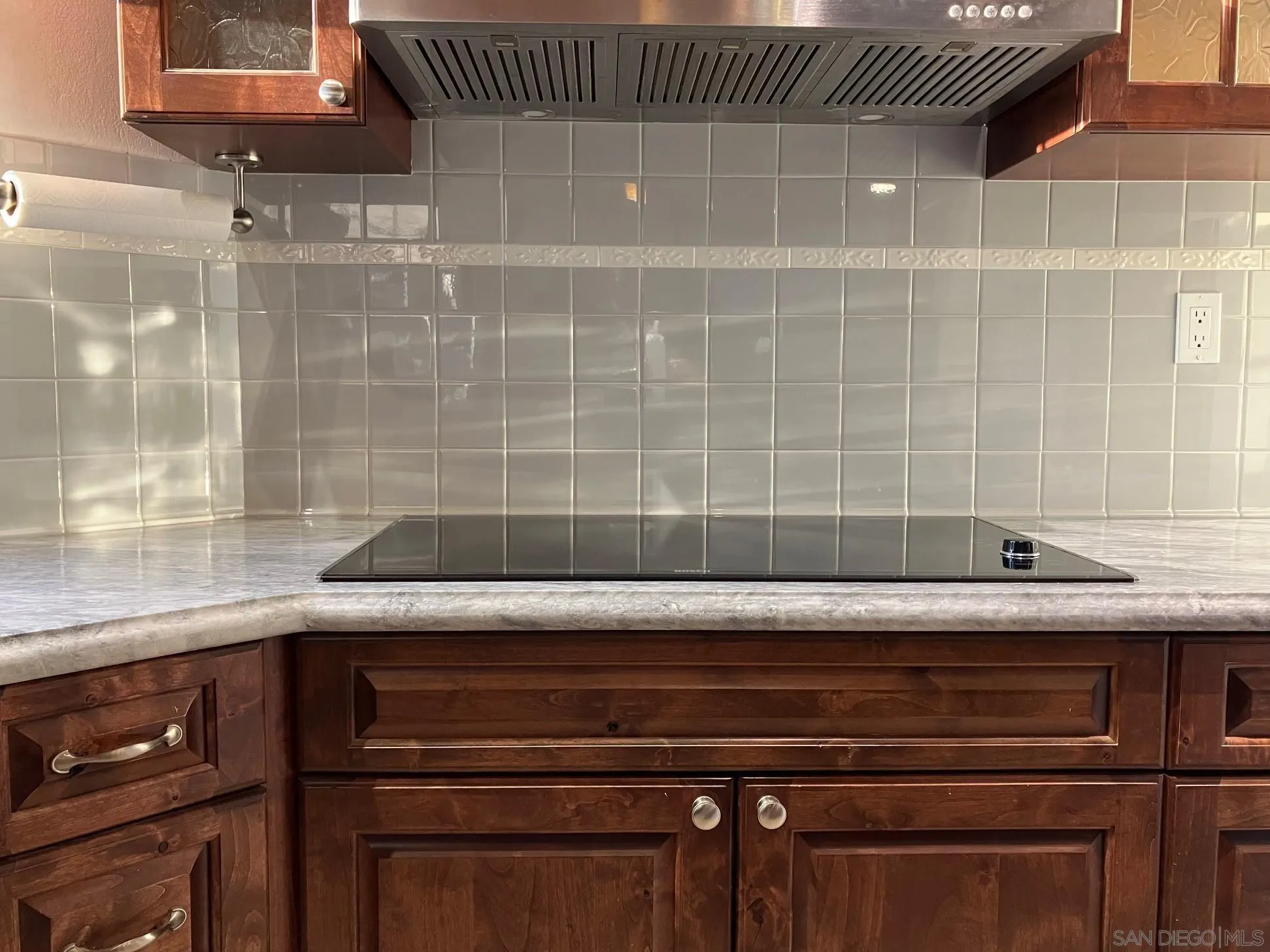 https://cdn.realtyfeed.com/cdn/127/230011863/df7fde4baa29037360f824bbc754b258.webp