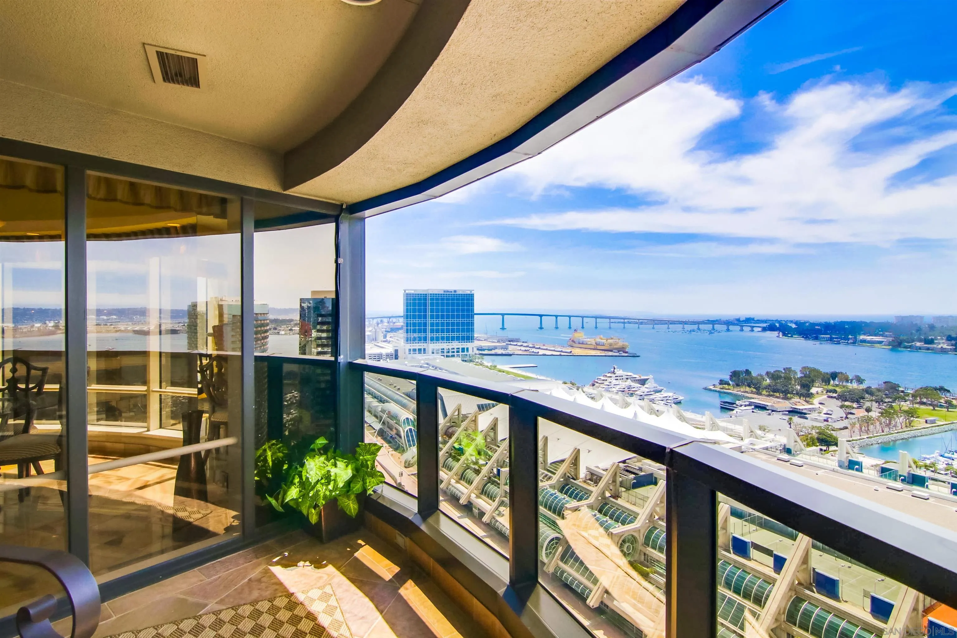 Photo #2: 230012558 Listing 