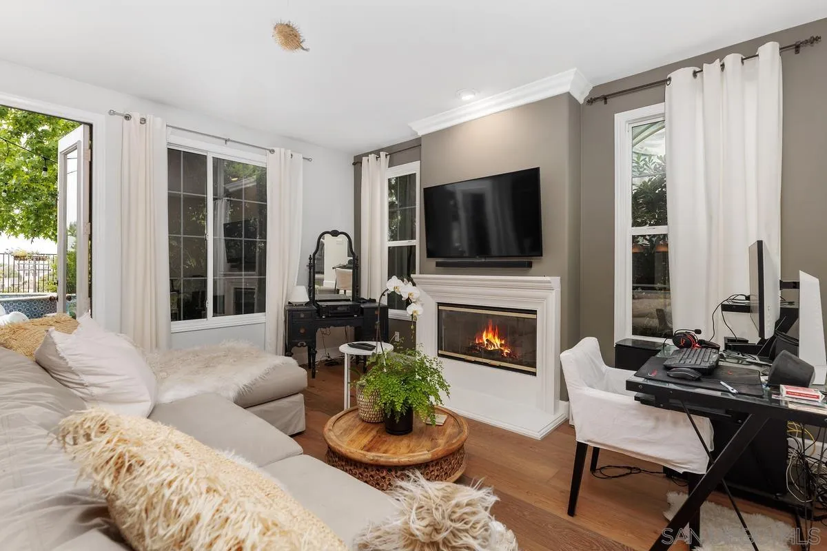 https://cdn.realtyfeed.com/cdn/127/230012684/70d503bac0ae6e8b9d0d49a61cb12239.webp