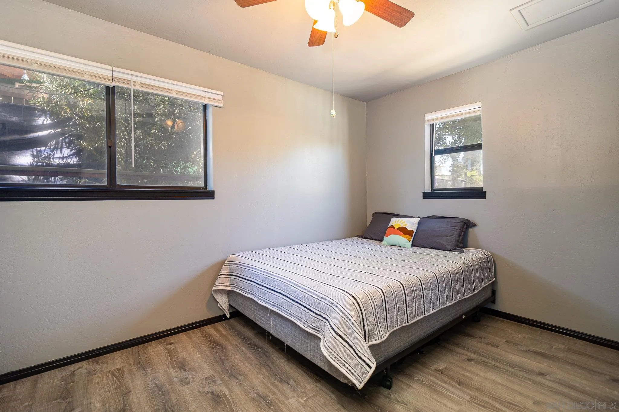 https://cdn.realtyfeed.com/cdn/127/230013085/5b9fe267e70e90748fec8c36329bb16b.webp