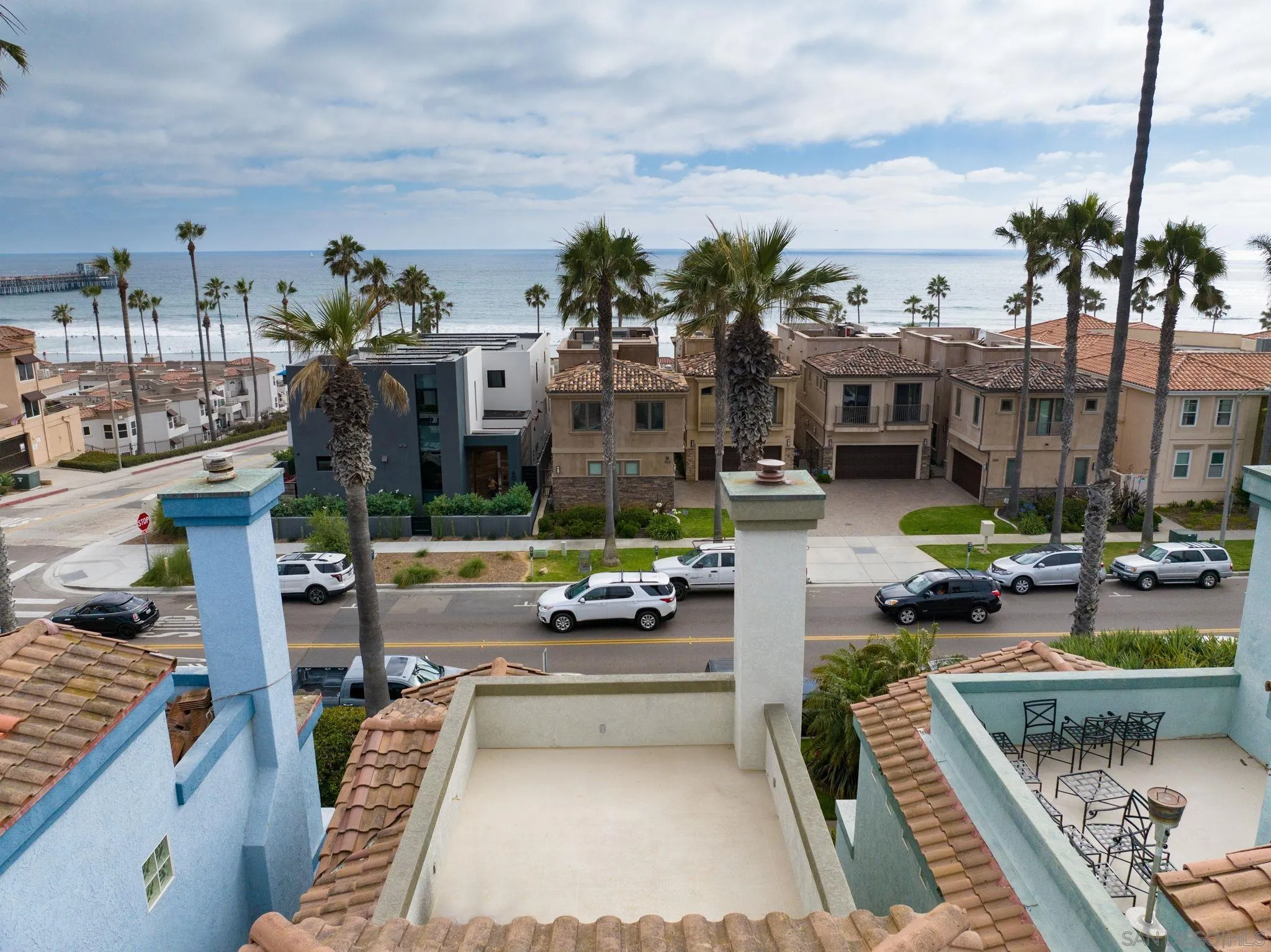 Photo #5: 230013541 Listing 
