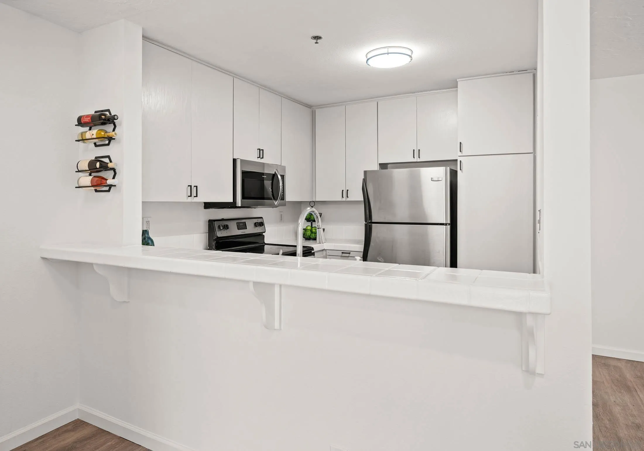 Photo #6: 230014001 Listing 