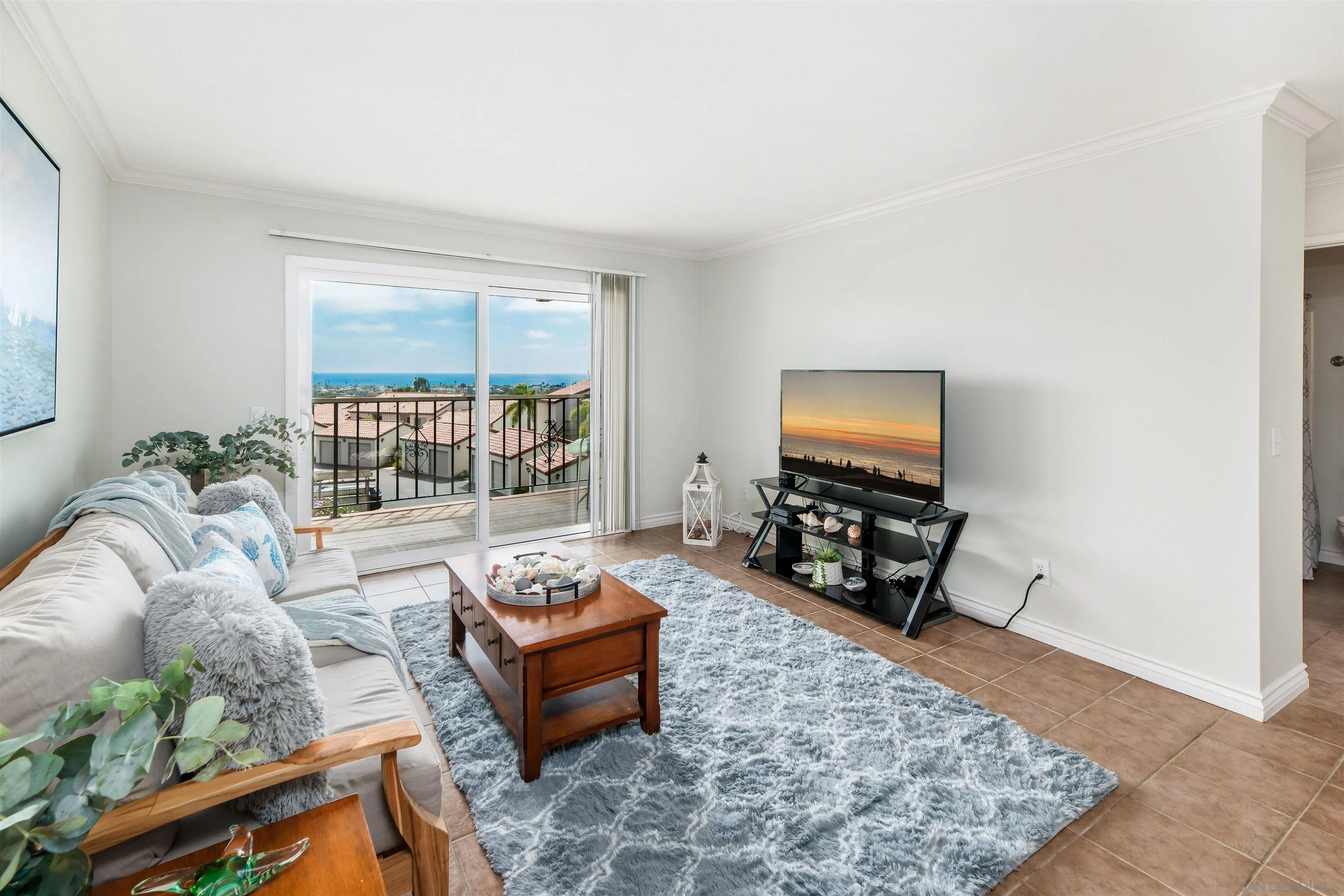 Photo #3: 230014033 Listing 