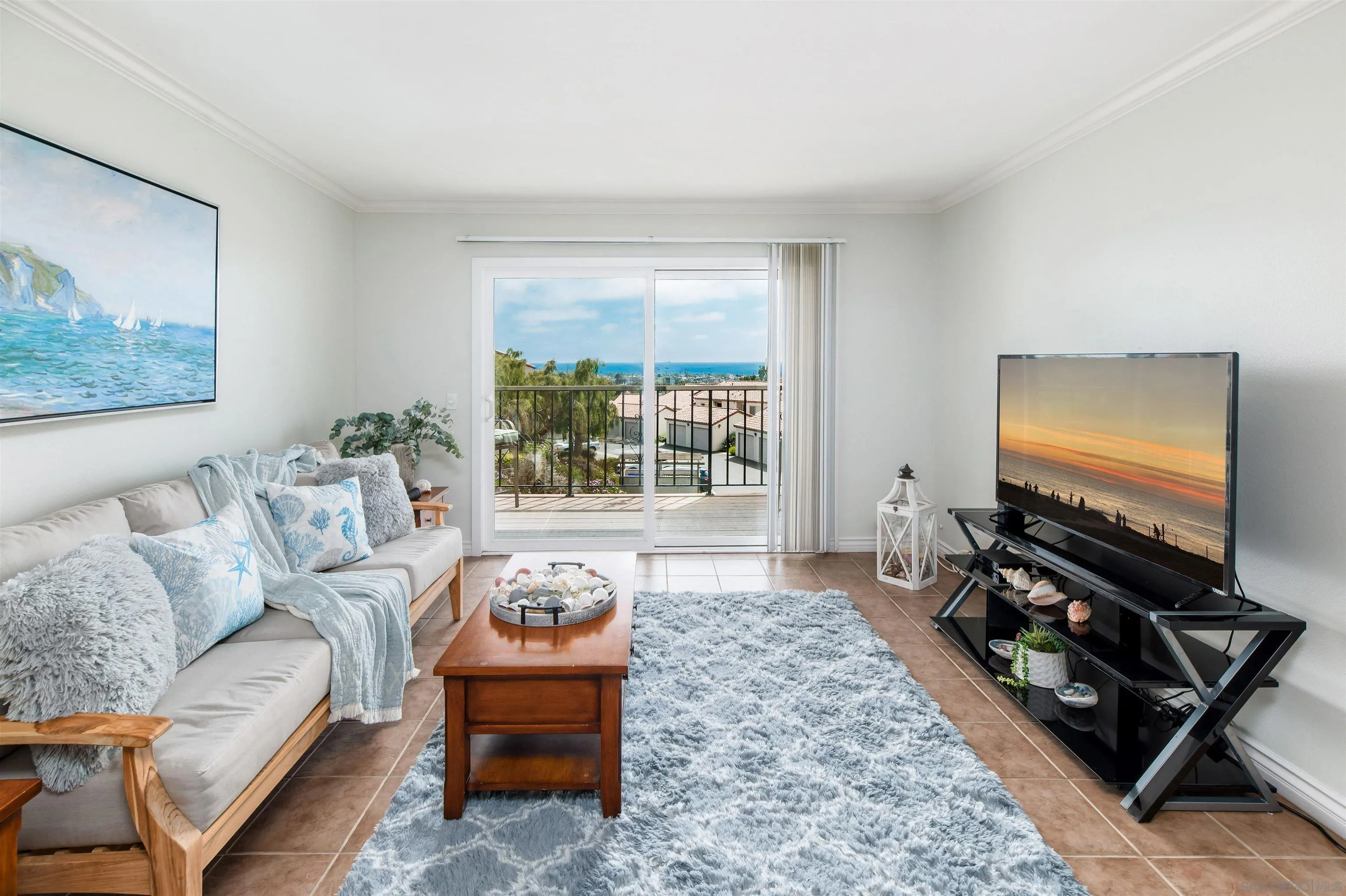 Photo #2: 230014033 Listing 