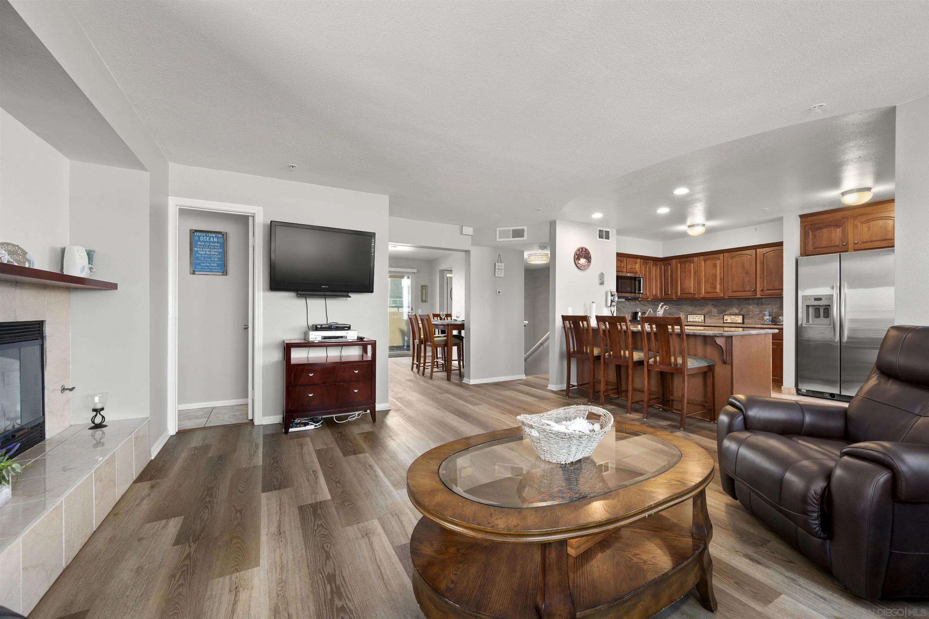 Photo #5: 230014274 Listing 